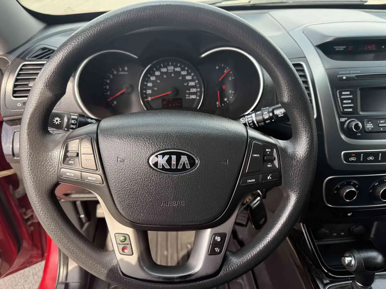 Kia Sorento снимка Kia Sorento