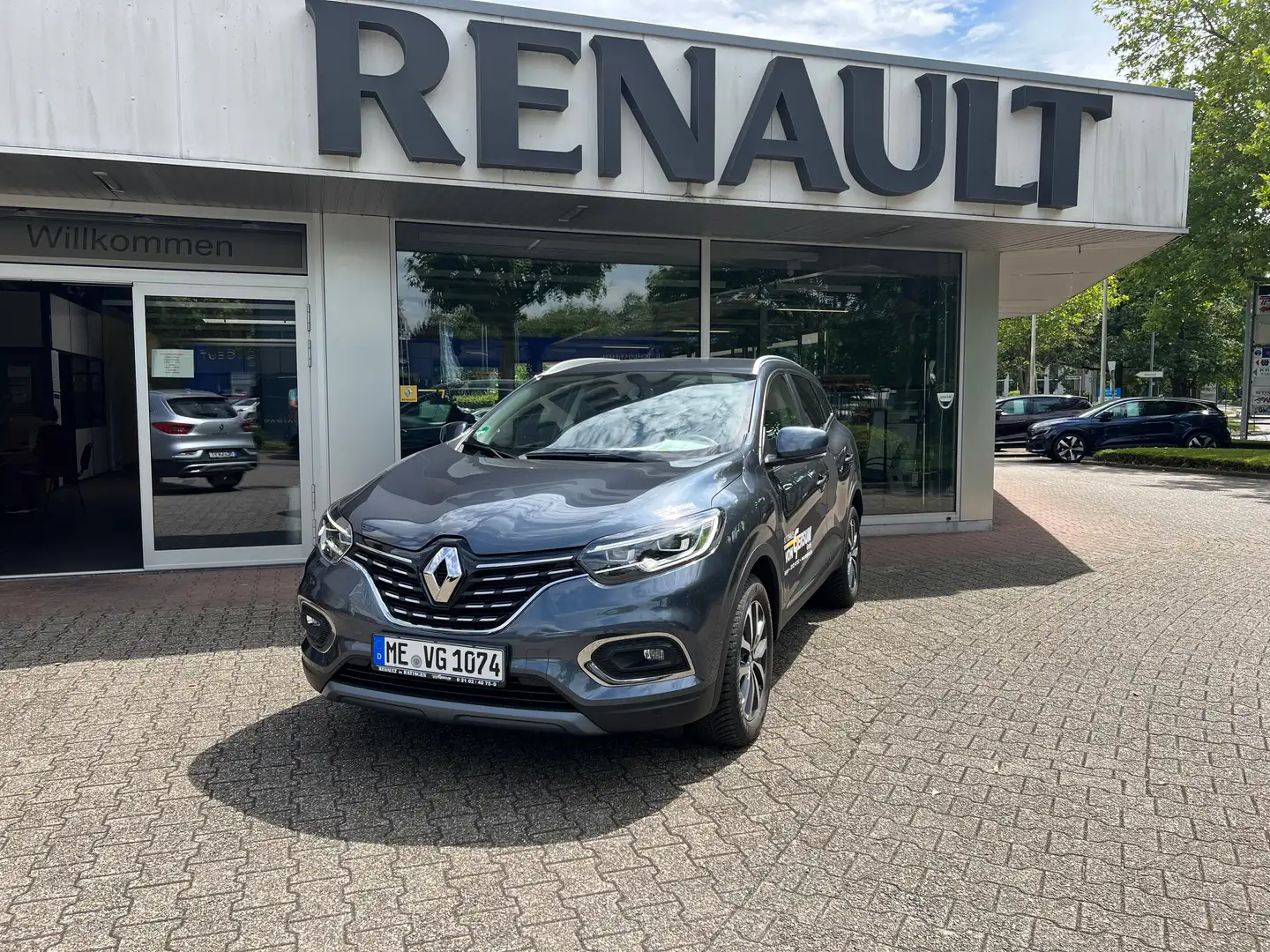 Renault Kadjar TCe 140 GPF INTENS siva - 1