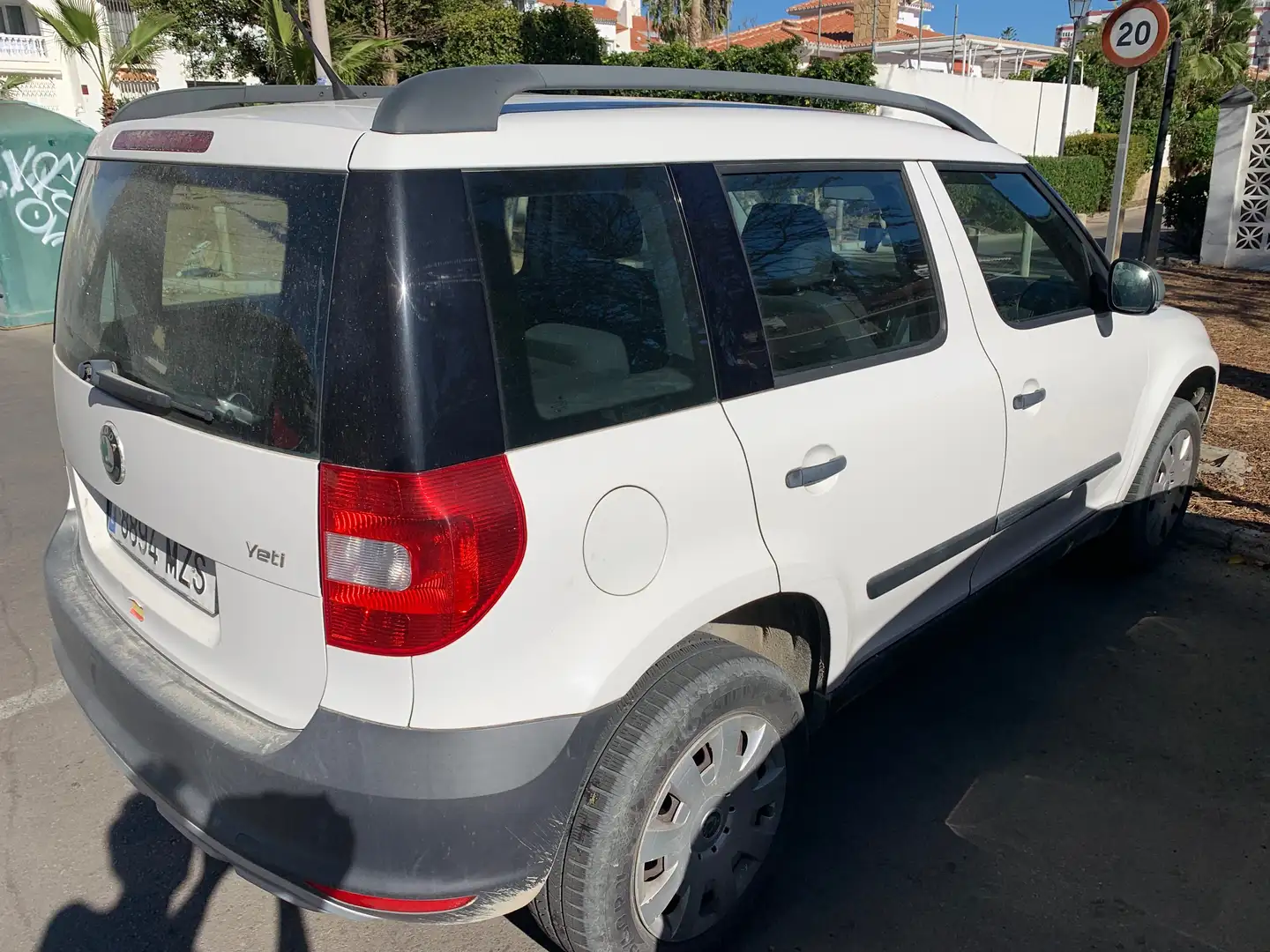 Skoda Yeti Yeti 1.2 TSI Active DSG 4x2 Active Blanco - 2