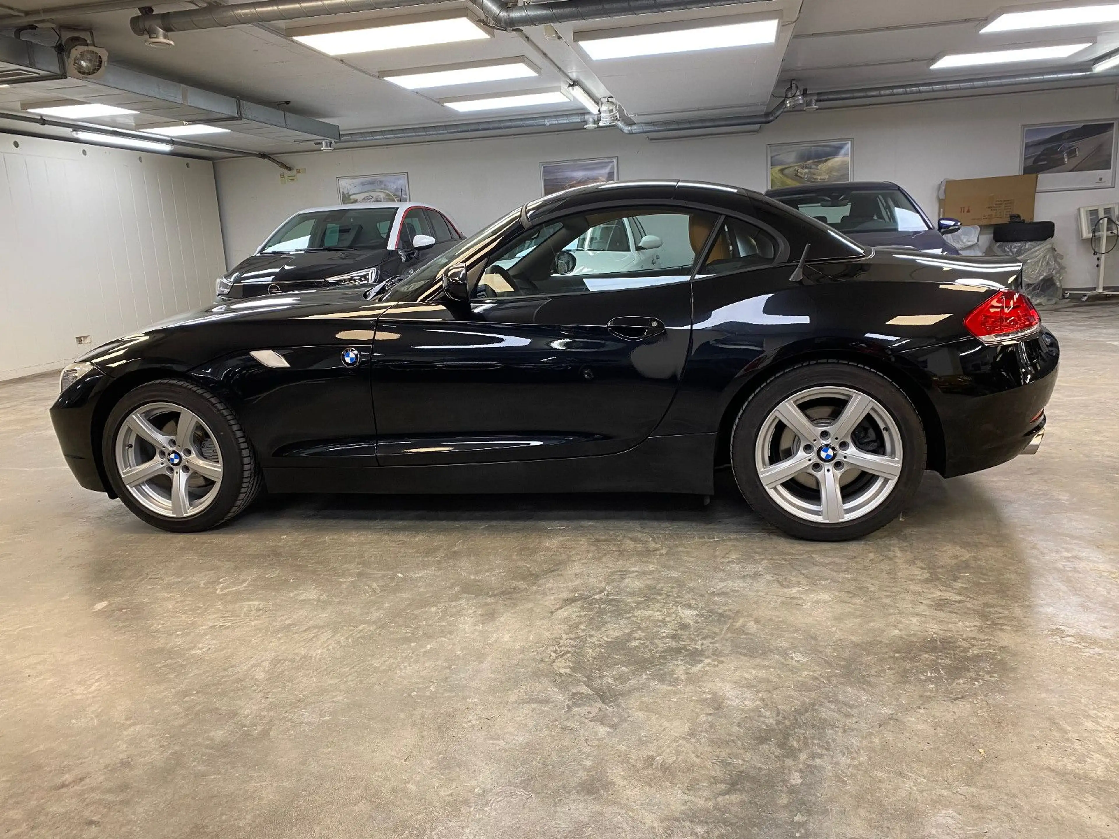 BMW Z4 Roadster sdrive 20 i orig.21.297 km - wie neu — photo 2