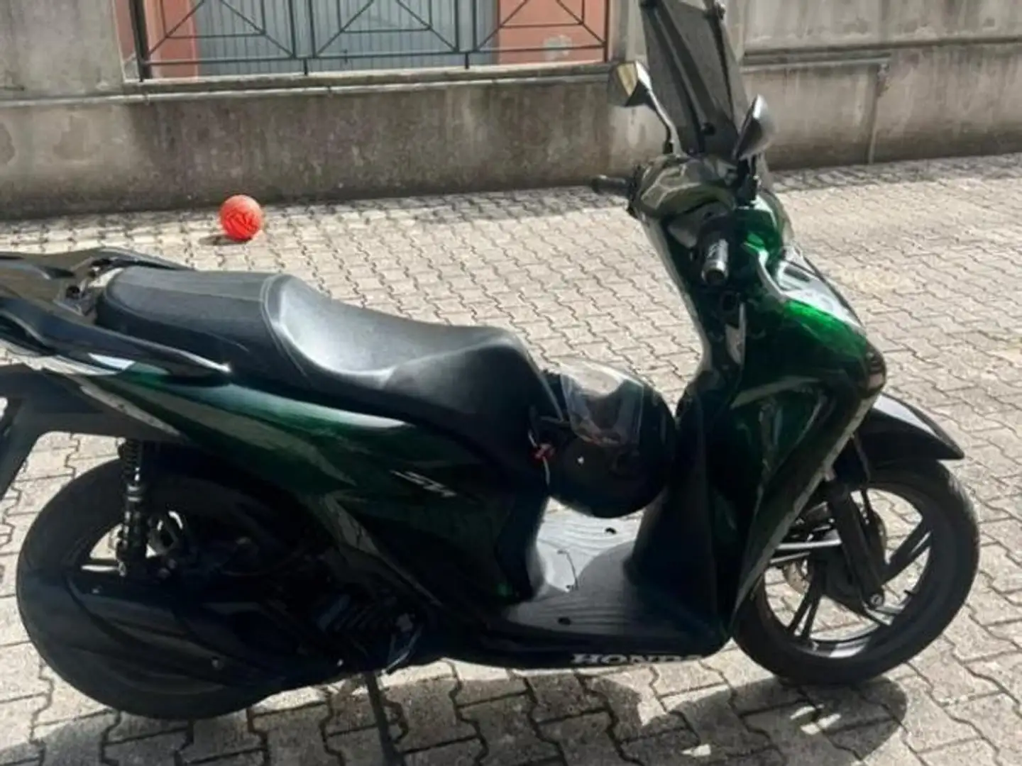 Honda SH 125 Verde - 1