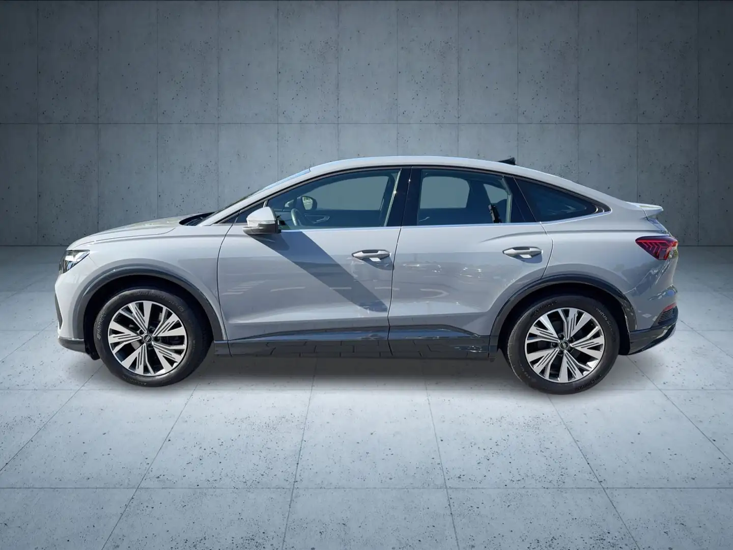 Audi Q4 e-tron 35Nav/Sport/MMI/EPH/Temp/19" Grau - 2