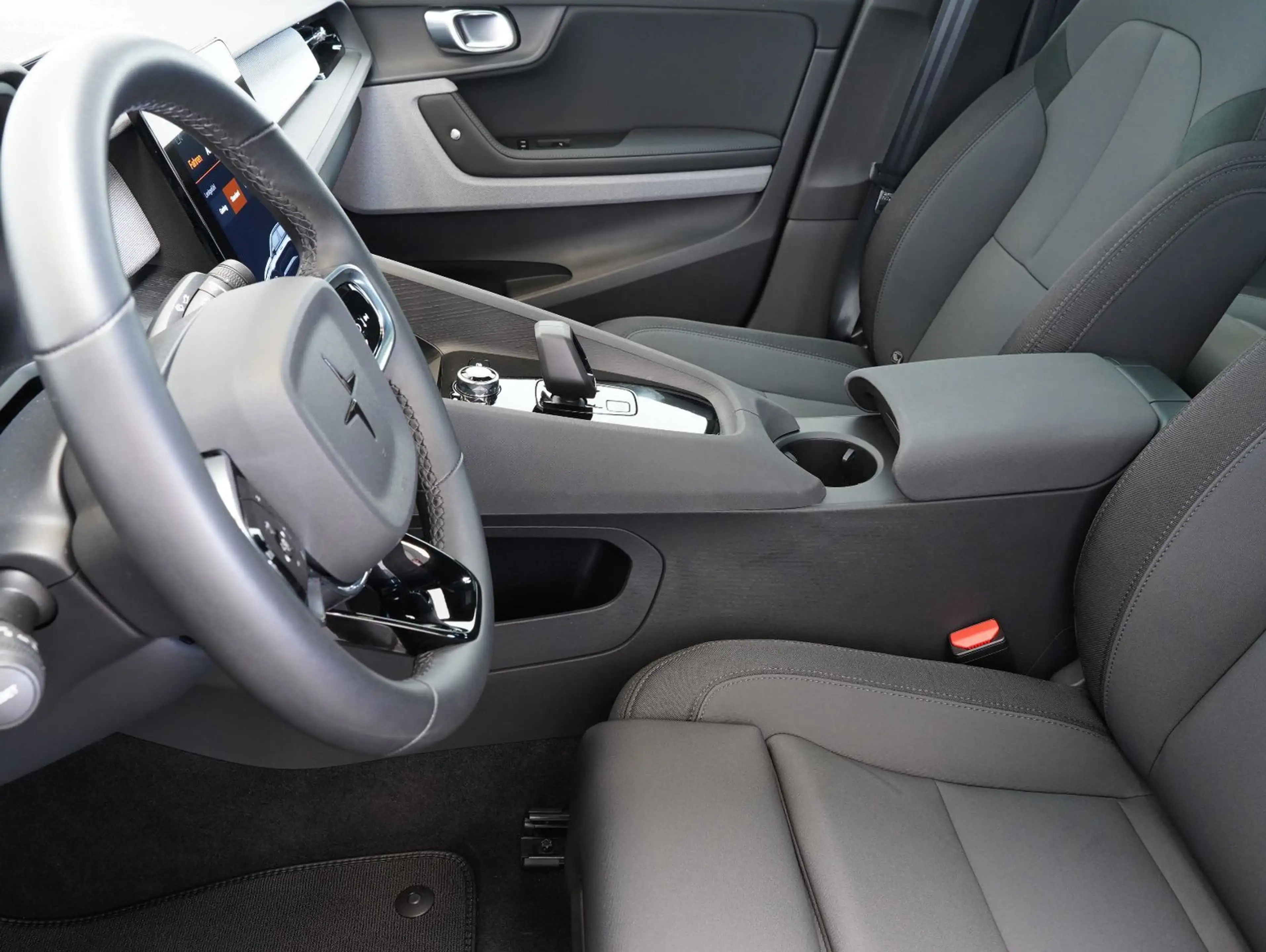 Polestar 2 Long Range Dual 78kWh PANO/PILOT+PLUS-PAKET — photo 5