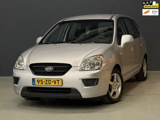 Kia Carens 2.0 CVVT X-tra AIRCO | VOLLEDIG GOED ONDERHOUDEN |