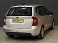 Kia Carens 2.0 CVVT X-tra AIRCO | VOLLEDIG GOED ONDERHOUDEN | Grijs - thumbnail 4