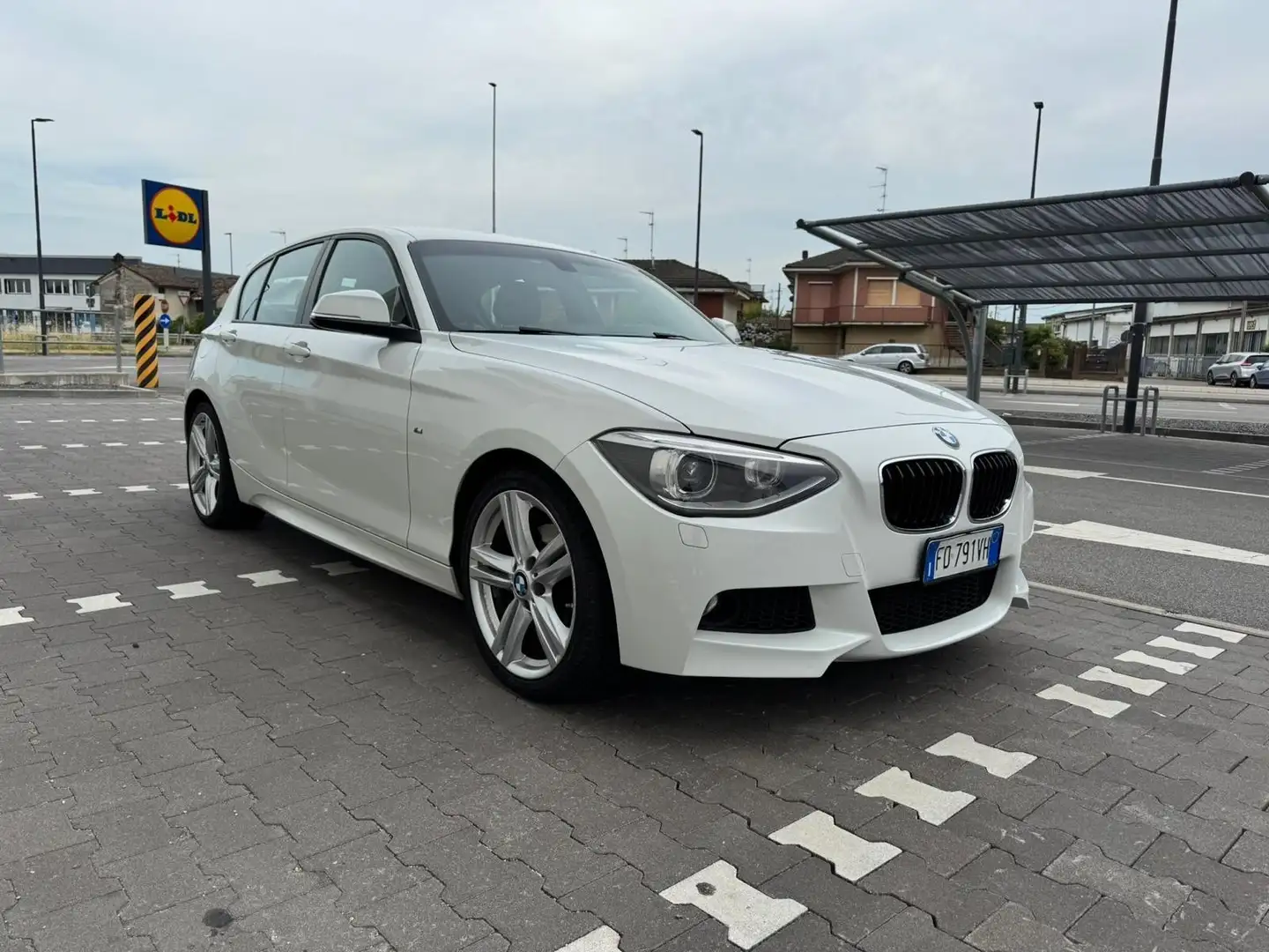 BMW 120 120d 5p Msport - 1
