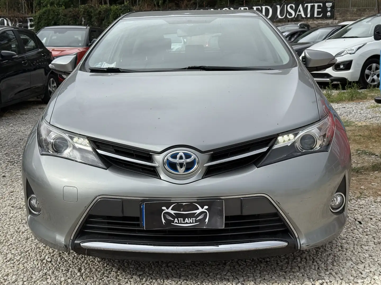 Toyota Auris 1.8 active PROBLEM HYBRID Grigio - 2