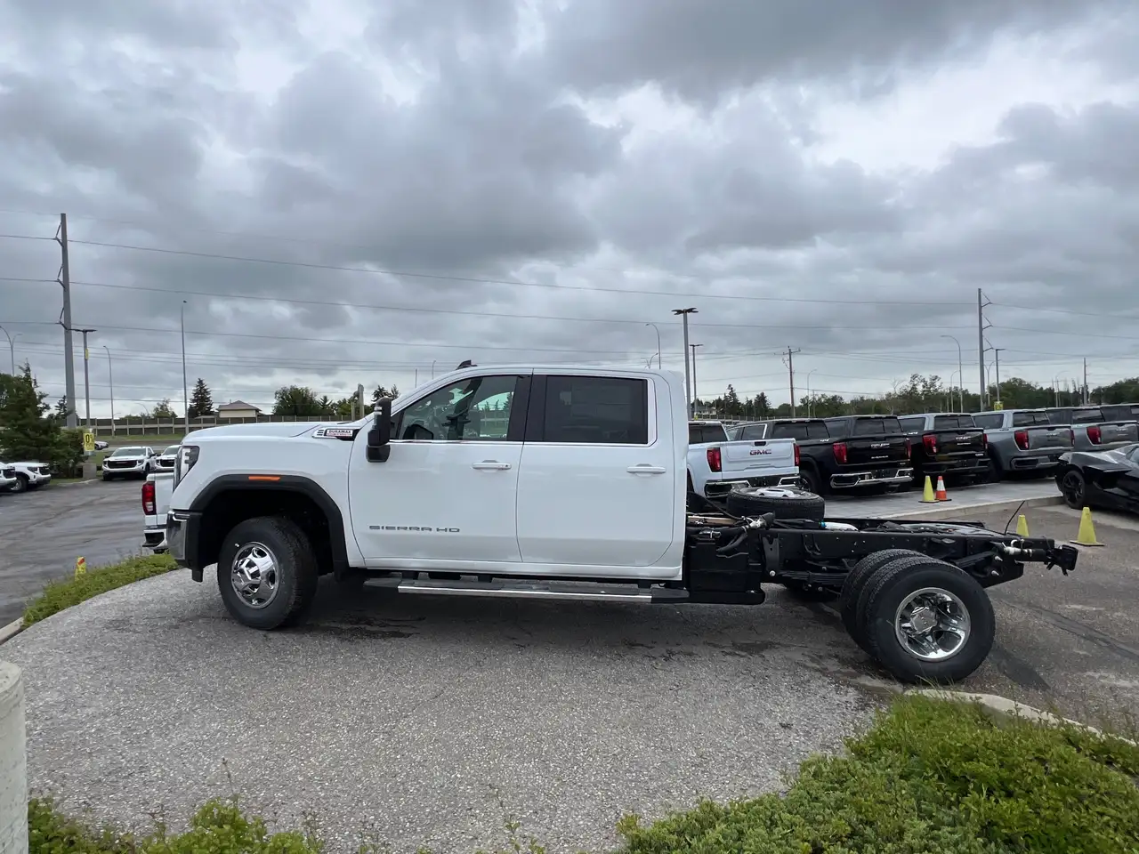 GMC Sierra 3500 снимка GMC Sierra 3500