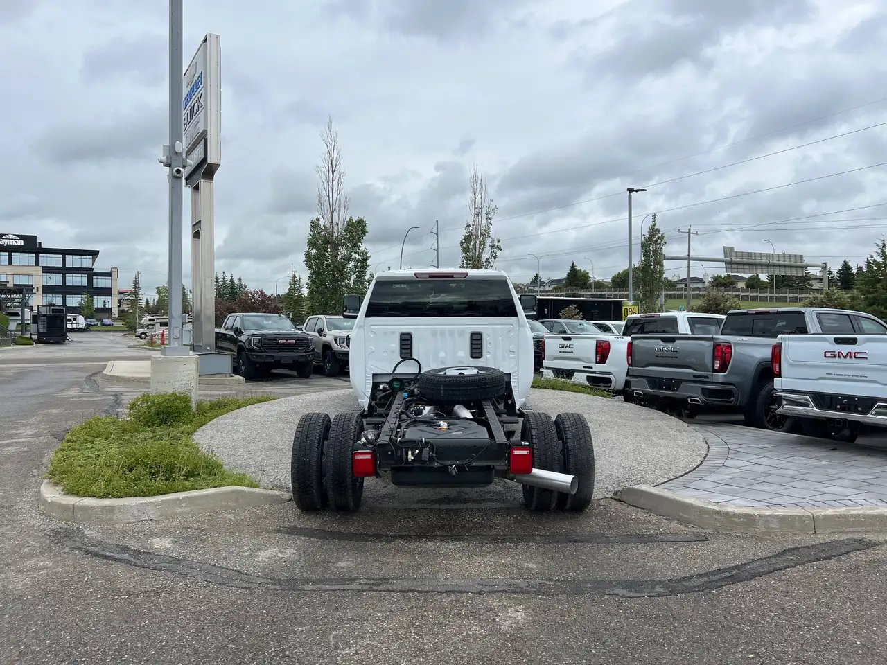 GMC Sierra 3500 снимка GMC Sierra 3500