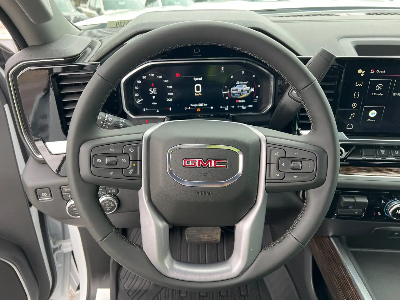 GMC Sierra 3500 снимка GMC Sierra 3500