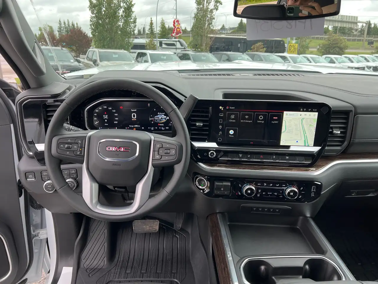 GMC Sierra 3500 снимка GMC Sierra 3500