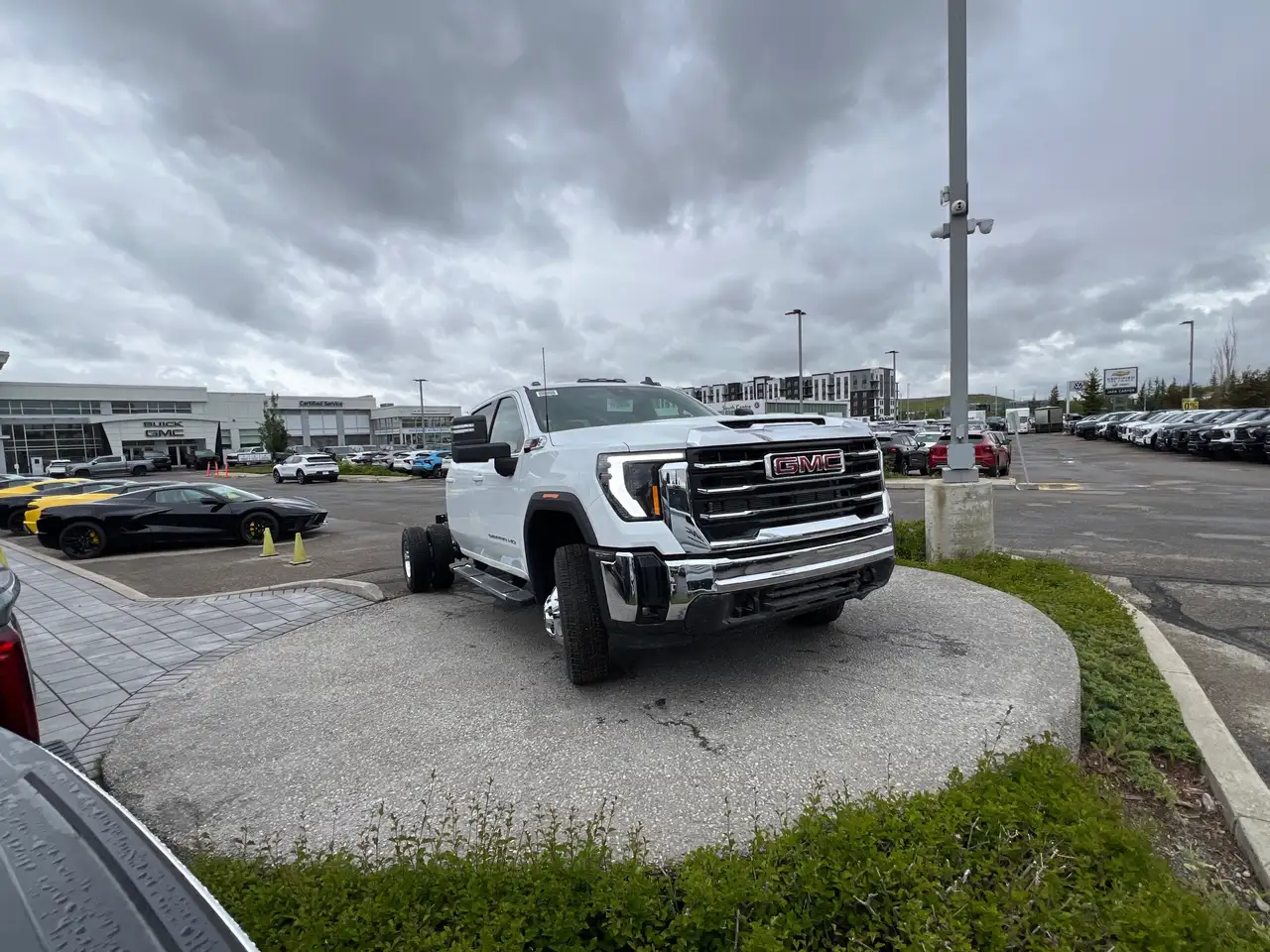 GMC Sierra 3500 снимка GMC Sierra 3500