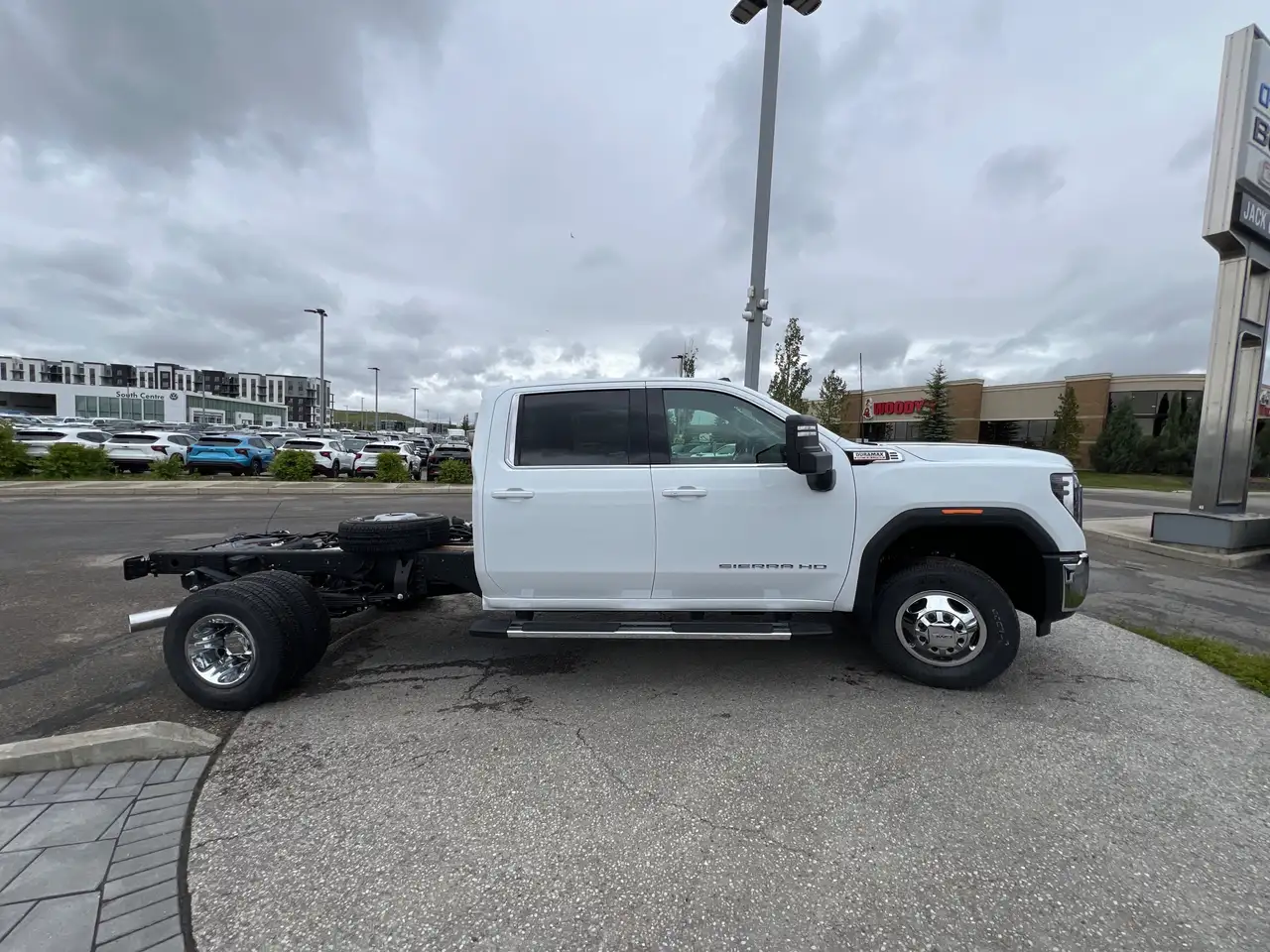 GMC Sierra 3500 снимка GMC Sierra 3500
