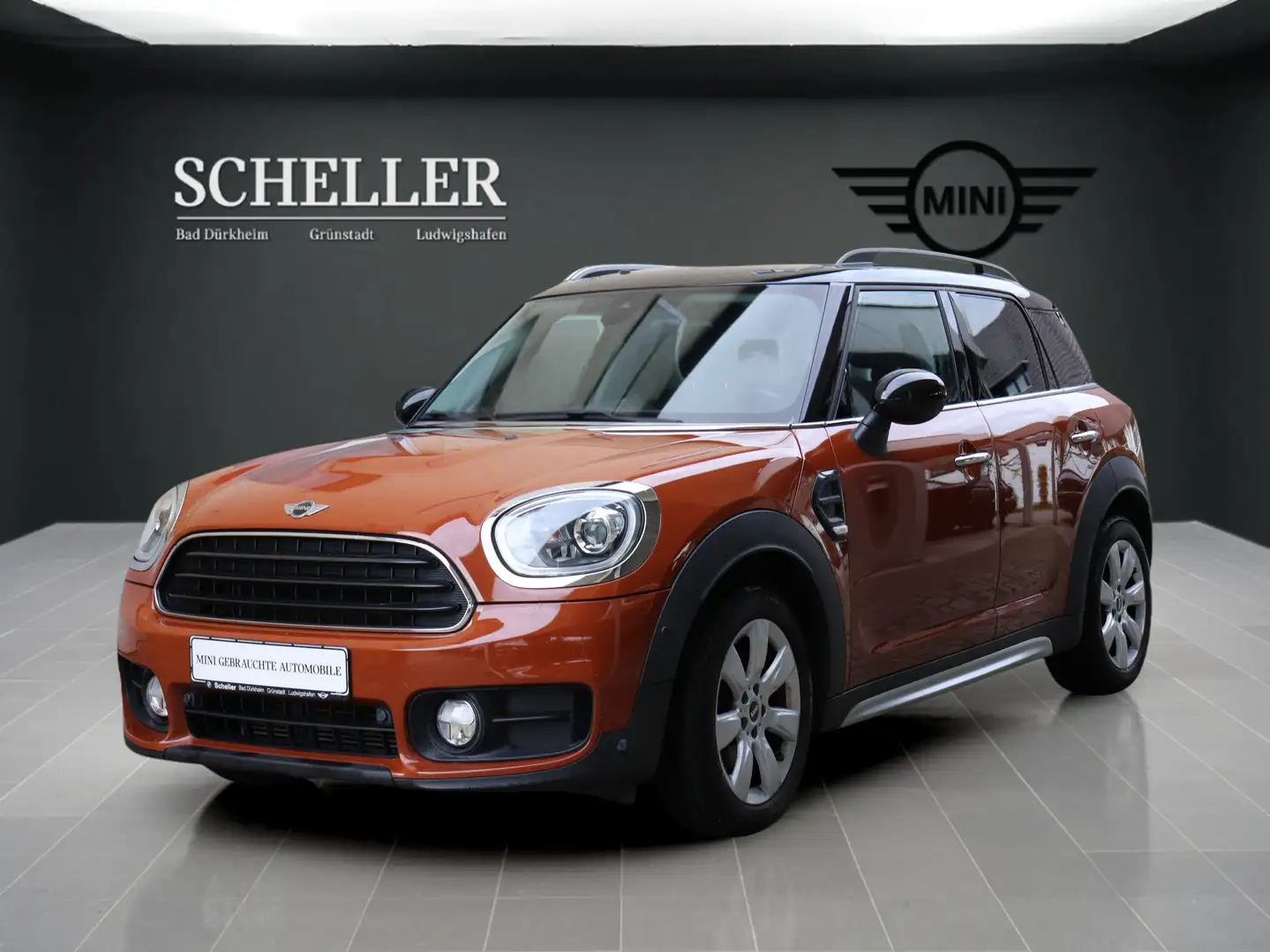 MINI Cooper Countryman Chili LED Navi Komfortzg. Shz Braun - 1