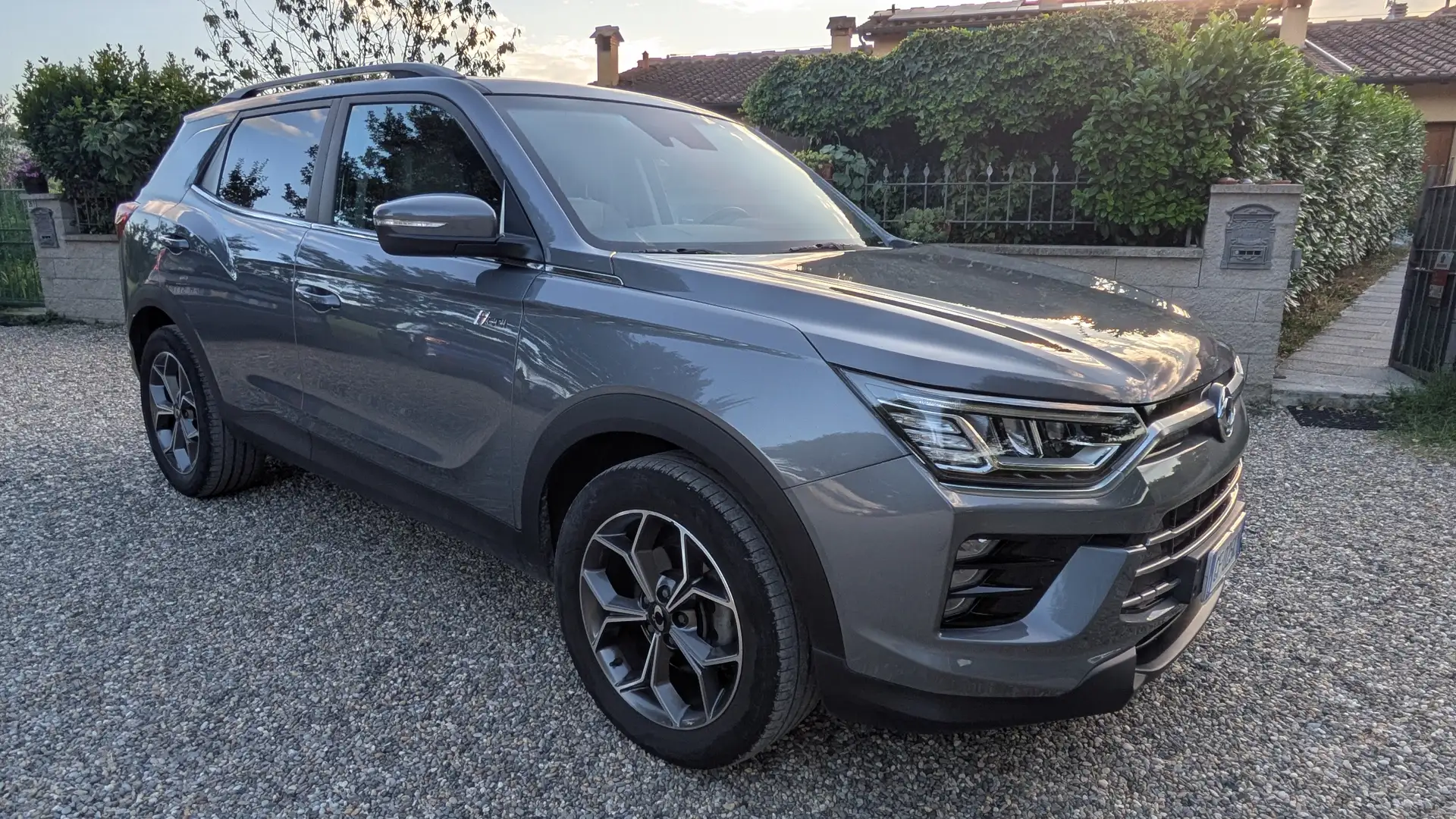 SsangYong Korando Korando IV 2020 1.5 gdi-t Icon 2wd auto Grijs - 2