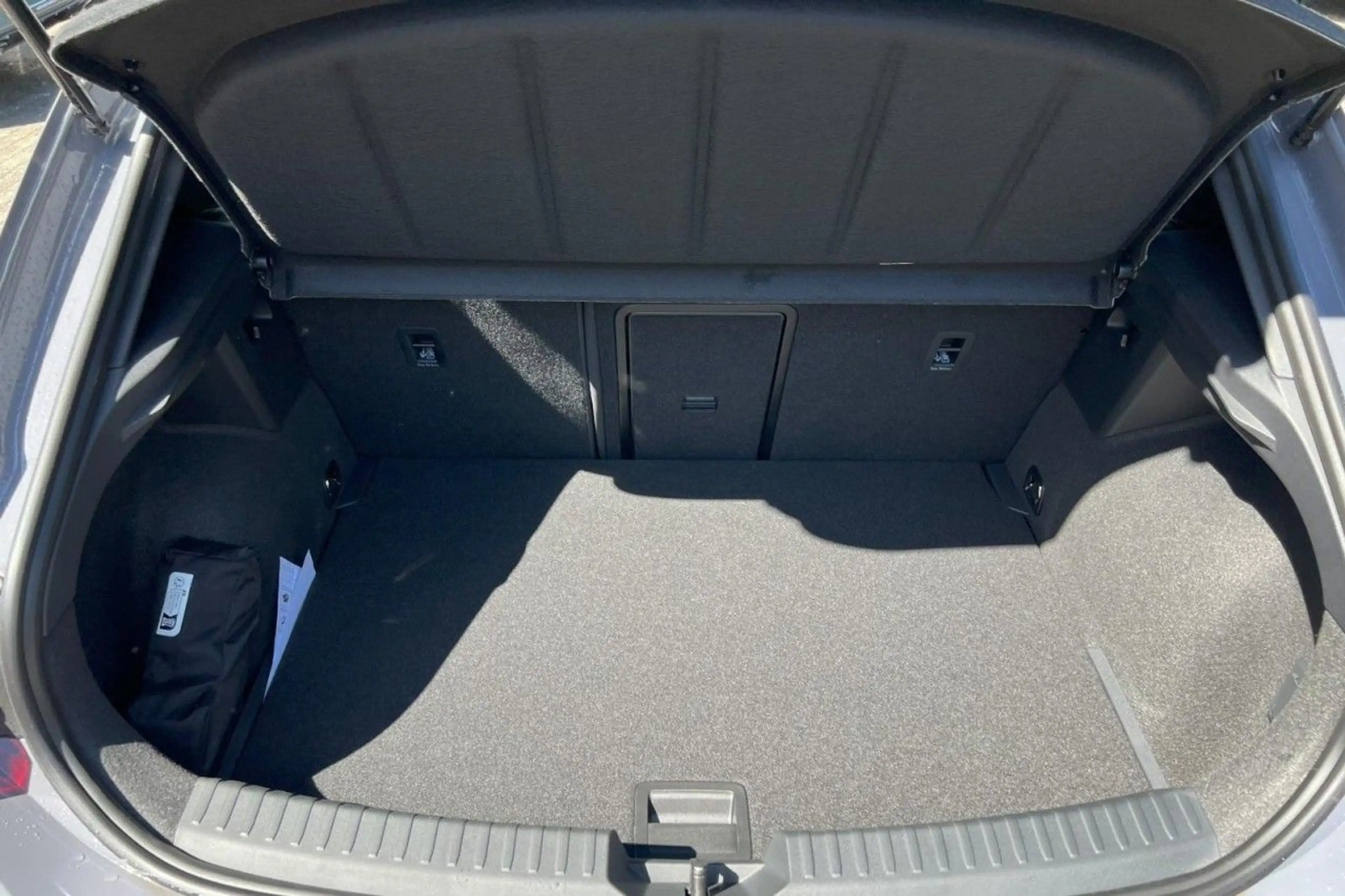 CUPRA Leon VZ 2.0 TSI +Matrix+Sennheiser — photo 5