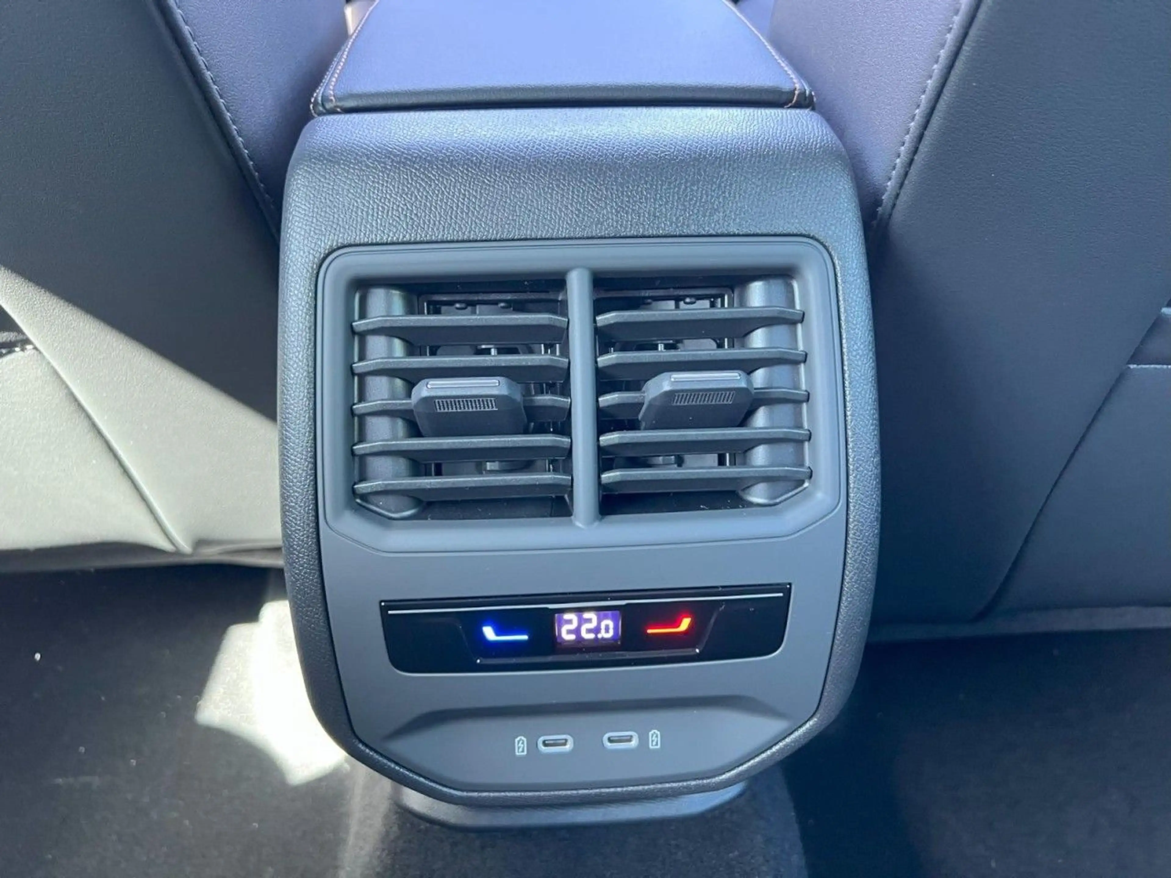 CUPRA Leon VZ 2.0 TSI +Matrix+Sennheiser — photo 7