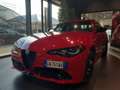 Alfa Romeo Giulia Giulia 2.0 Turbo 280 CV AT8 AWD Q4 Veloce Rot - thumbnail 2