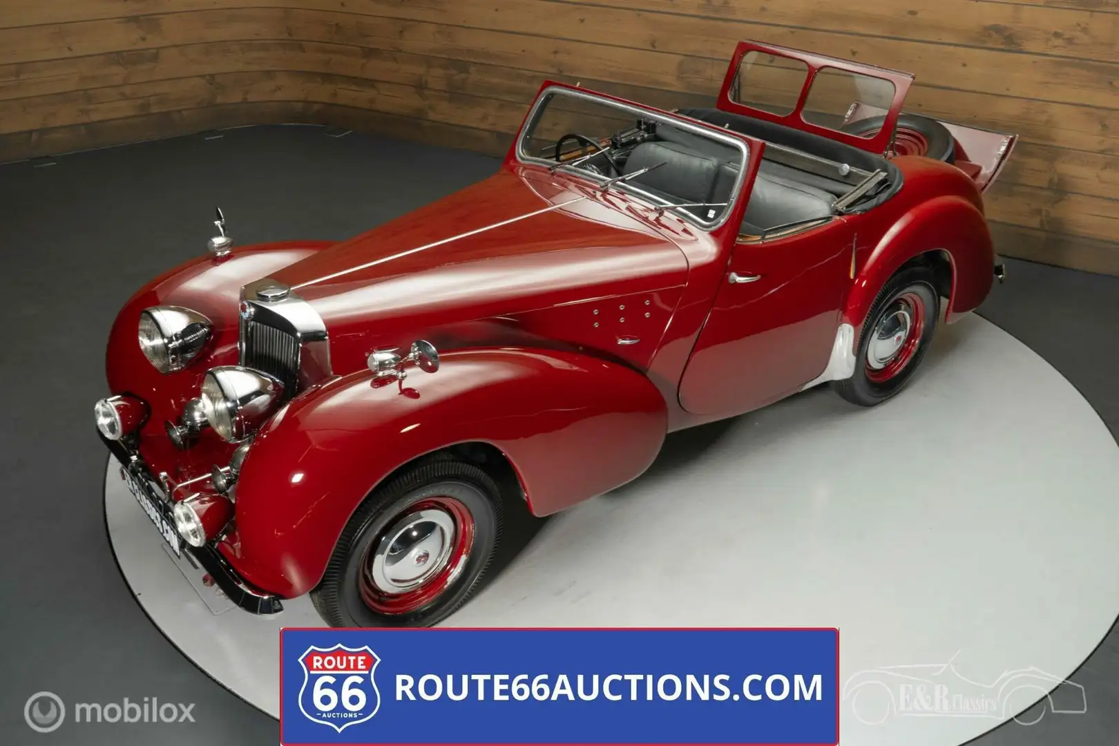 Triumph Roadster 2000 Cabriolet | Route 66 Auctions Czerwony - 2