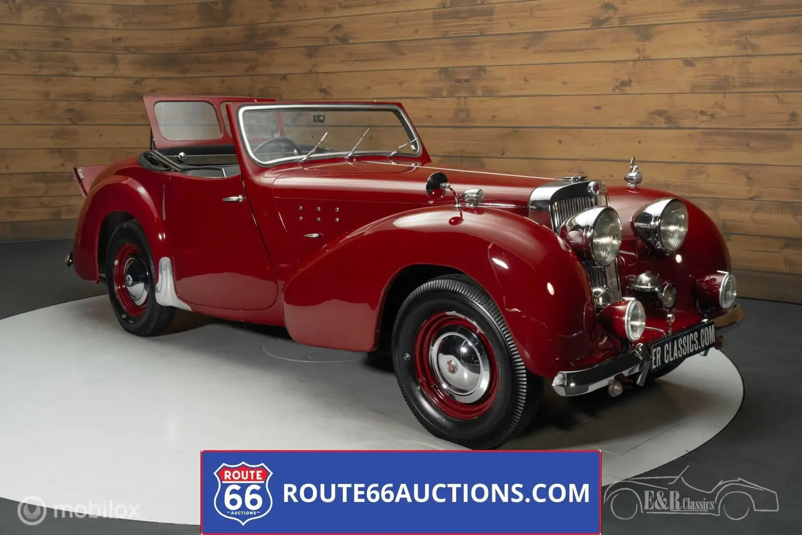 Triumph Roadster 2000 Cabriolet | Route 66 Auctions Czerwony - 1
