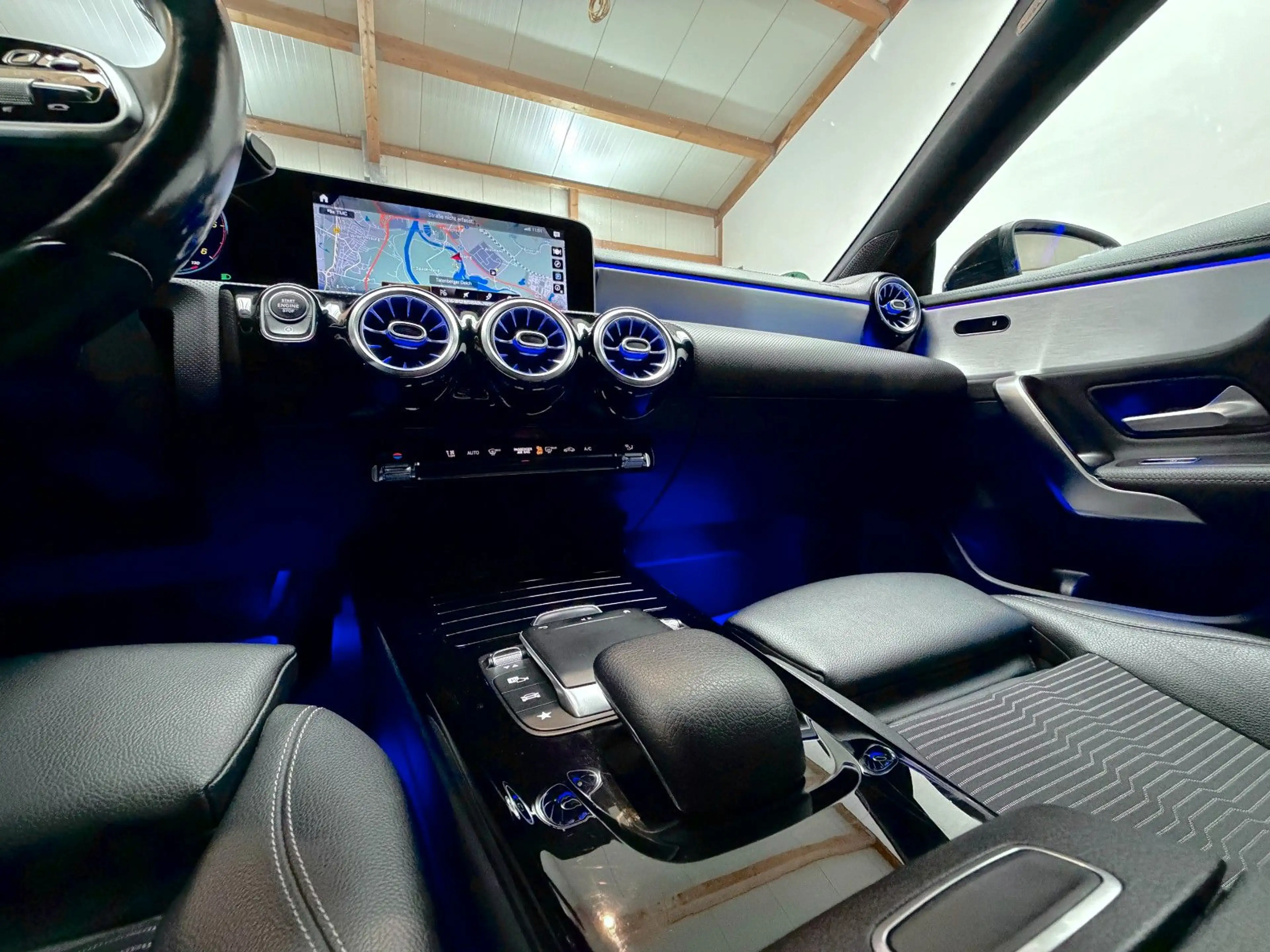 Mercedes-Benz CLA 220 d Coupé 8G-DCT Sport 18"Zoll AMG 194PS — photo 15