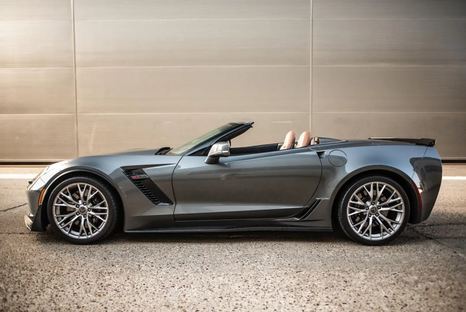 Chevrolet CHEVROLET Corvette C7 Descapotable  Manual de 2 Pu Gris - 2