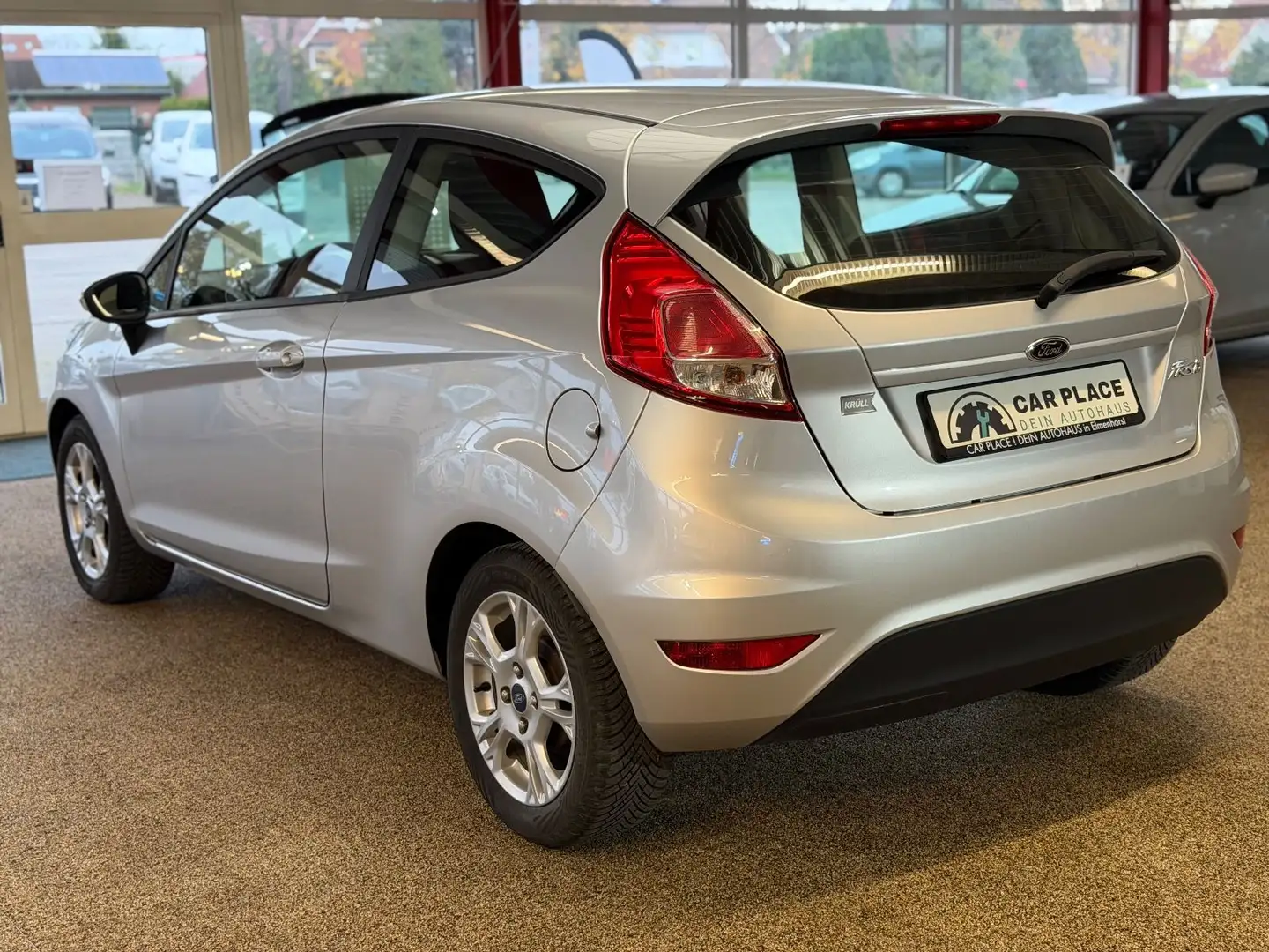 Ford Fiesta Sync Edition - 2