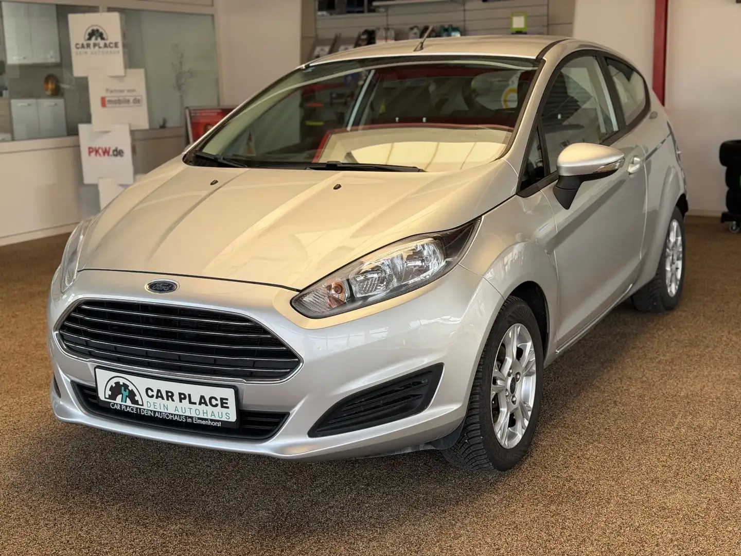 Ford Fiesta Sync Edition - 1