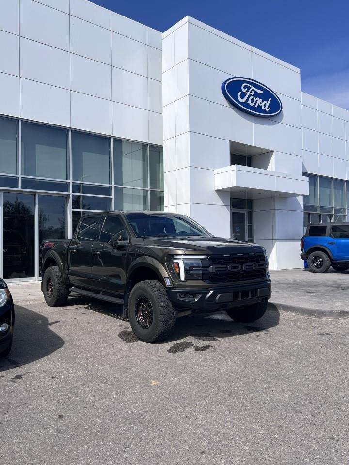 2025 Ford F-150 Raptor 4x4 SuperCrew Cab 5.5 ft. box 145 in. WB — снимка 1