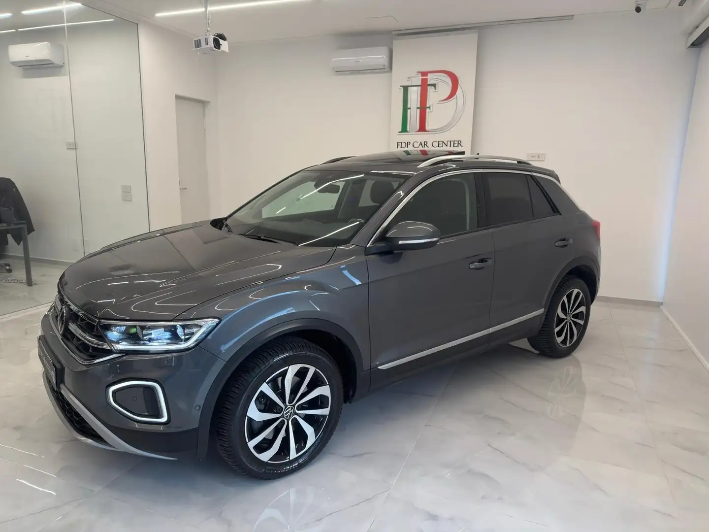 Volkswagen T-Roc T-Roc 2.0 DSG Style Grau - 2