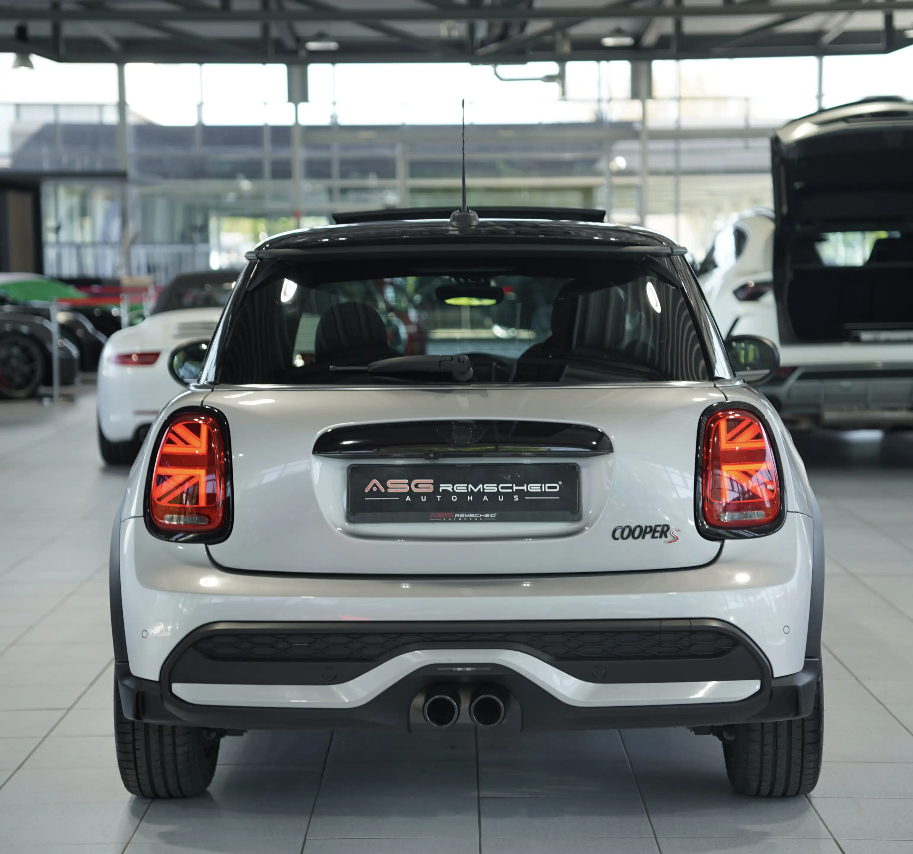 MINI Cooper S Classic Trim *1.HD *Pano *Nappa *ACC — photo 9