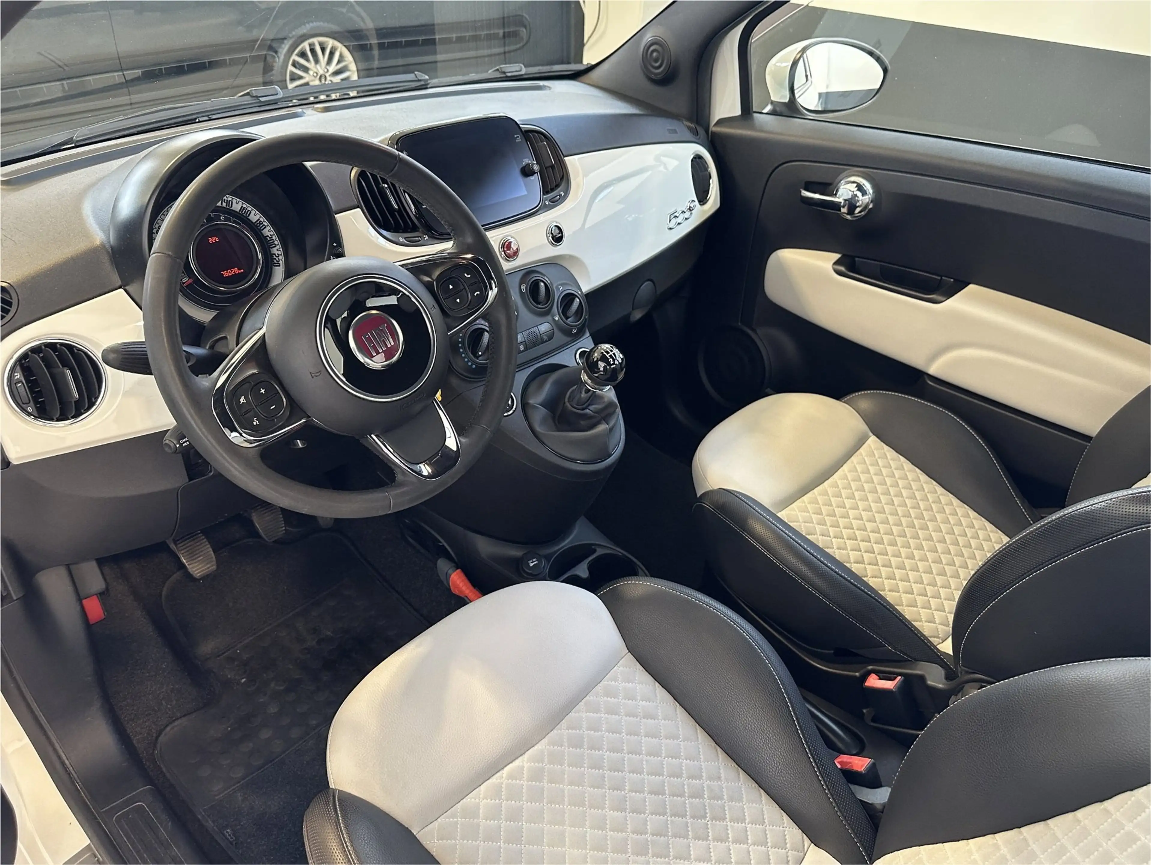Fiat 500C 1.0 Hybrid Dolcevita Cabrio | Apple Carplay/ Andro — photo 18