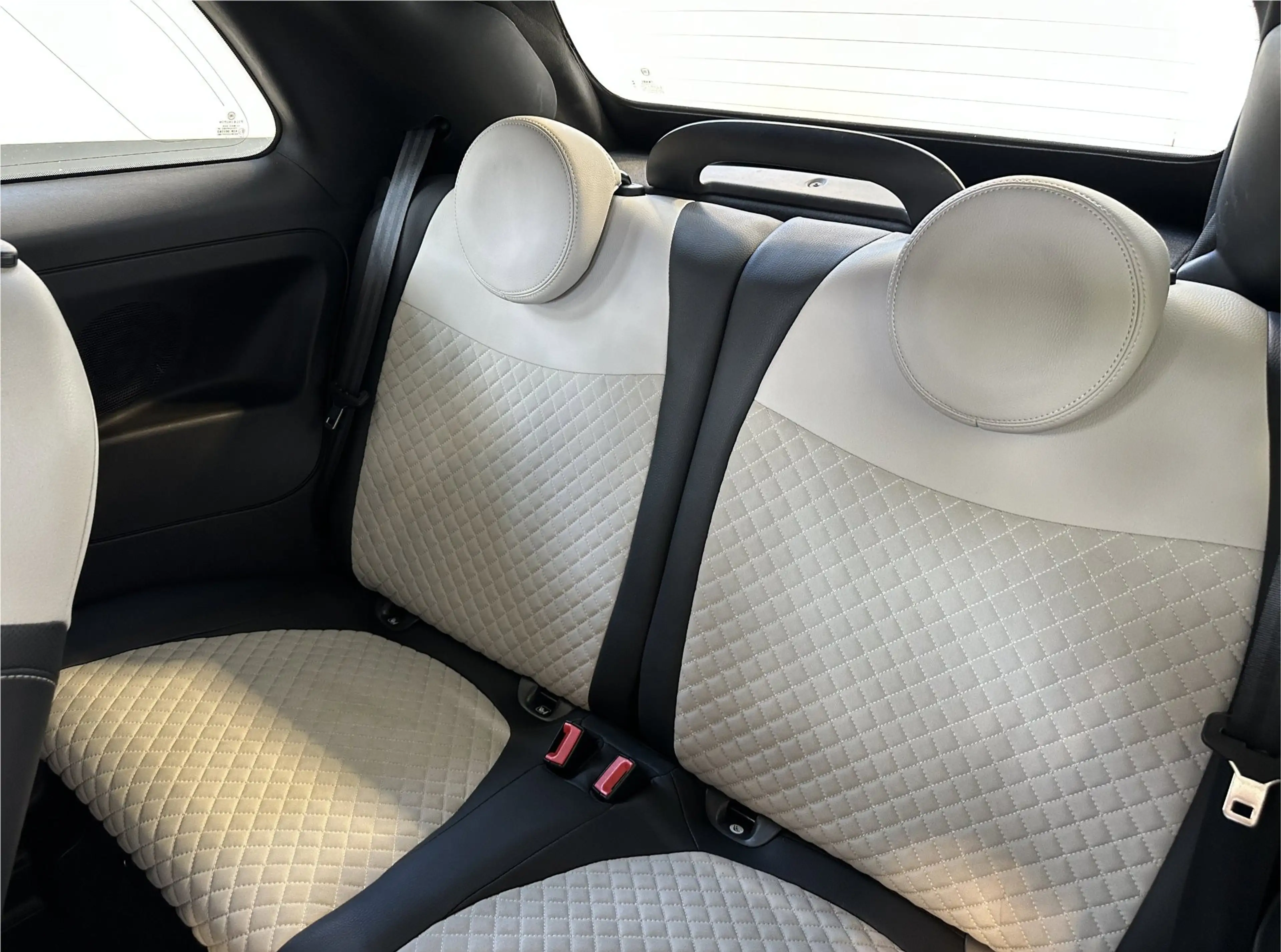 Fiat 500C 1.0 Hybrid Dolcevita Cabrio | Apple Carplay/ Andro — photo 37