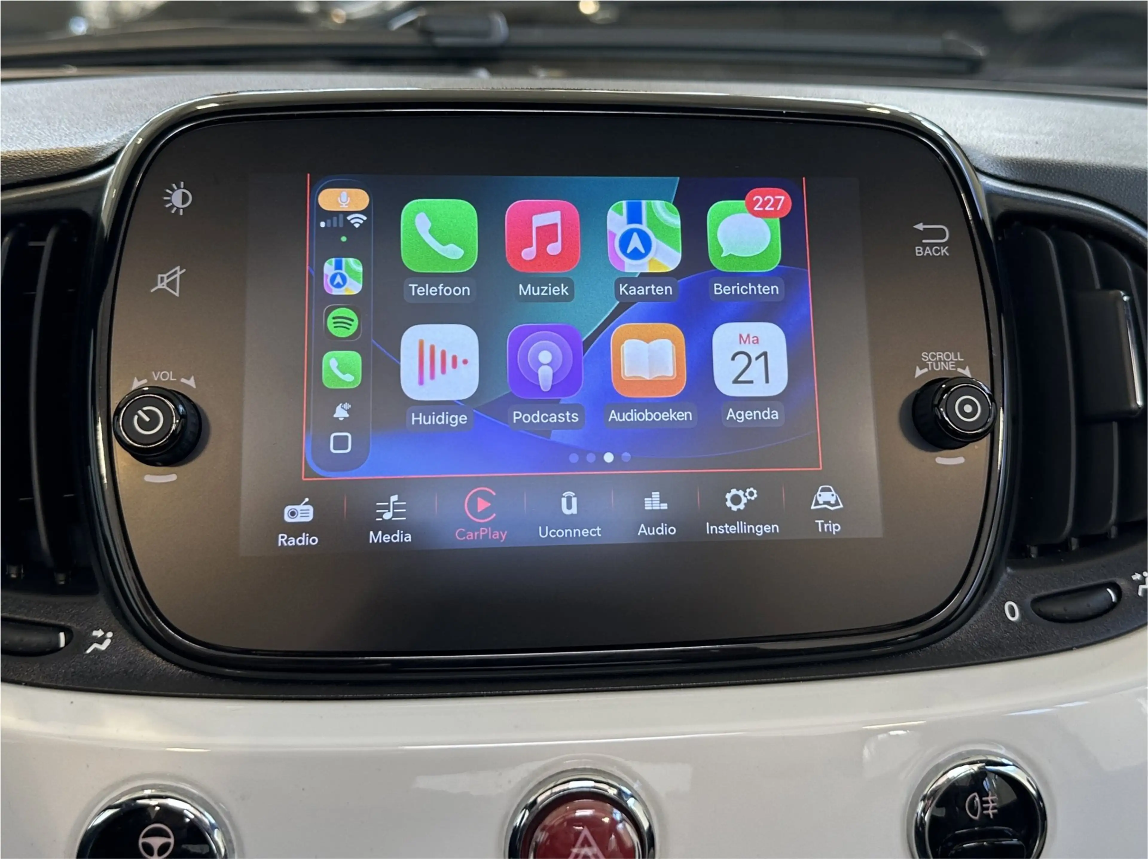 Fiat 500C 1.0 Hybrid Dolcevita Cabrio | Apple Carplay/ Andro — photo 16
