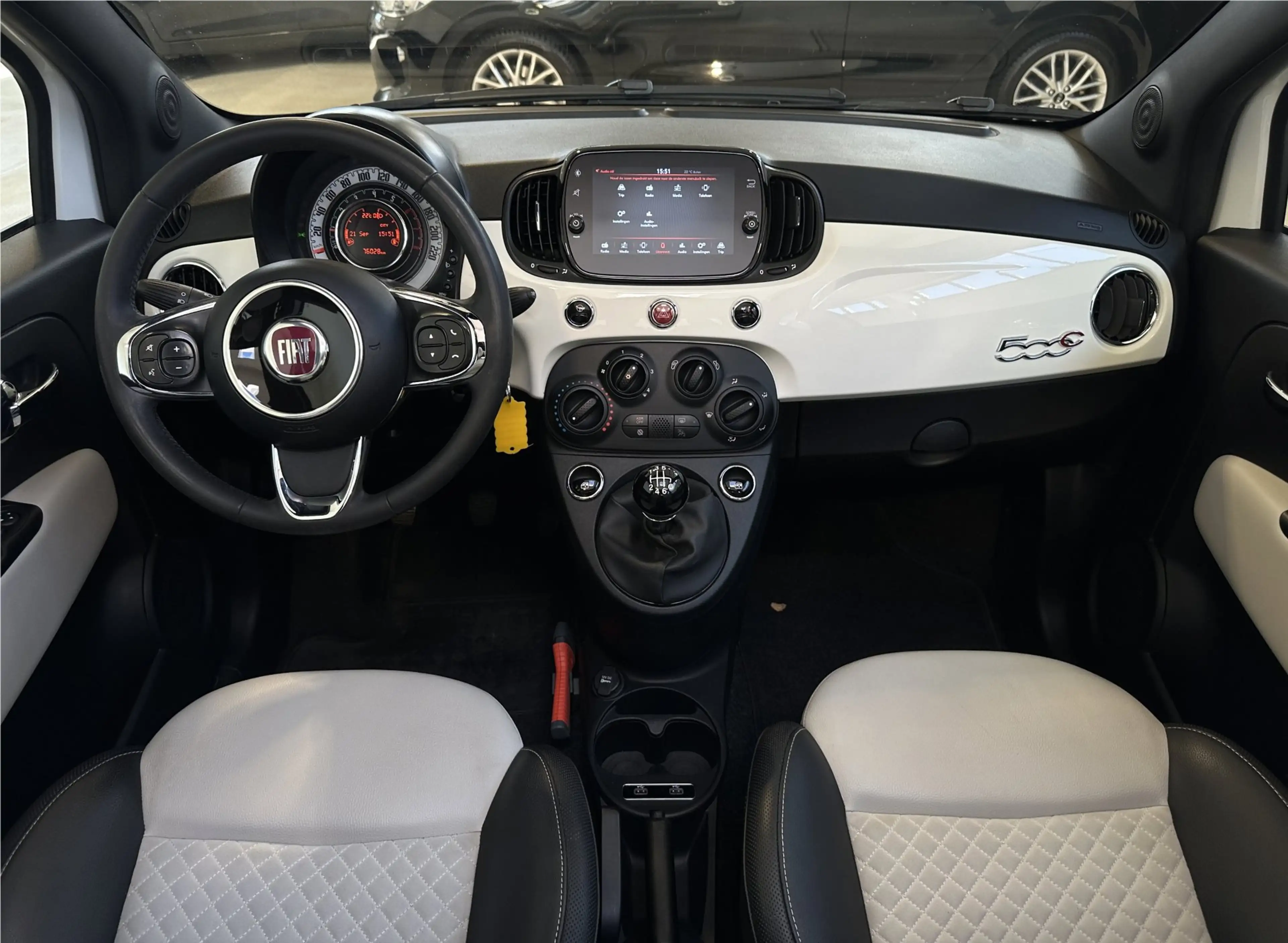 Fiat 500C 1.0 Hybrid Dolcevita Cabrio | Apple Carplay/ Andro — photo 14