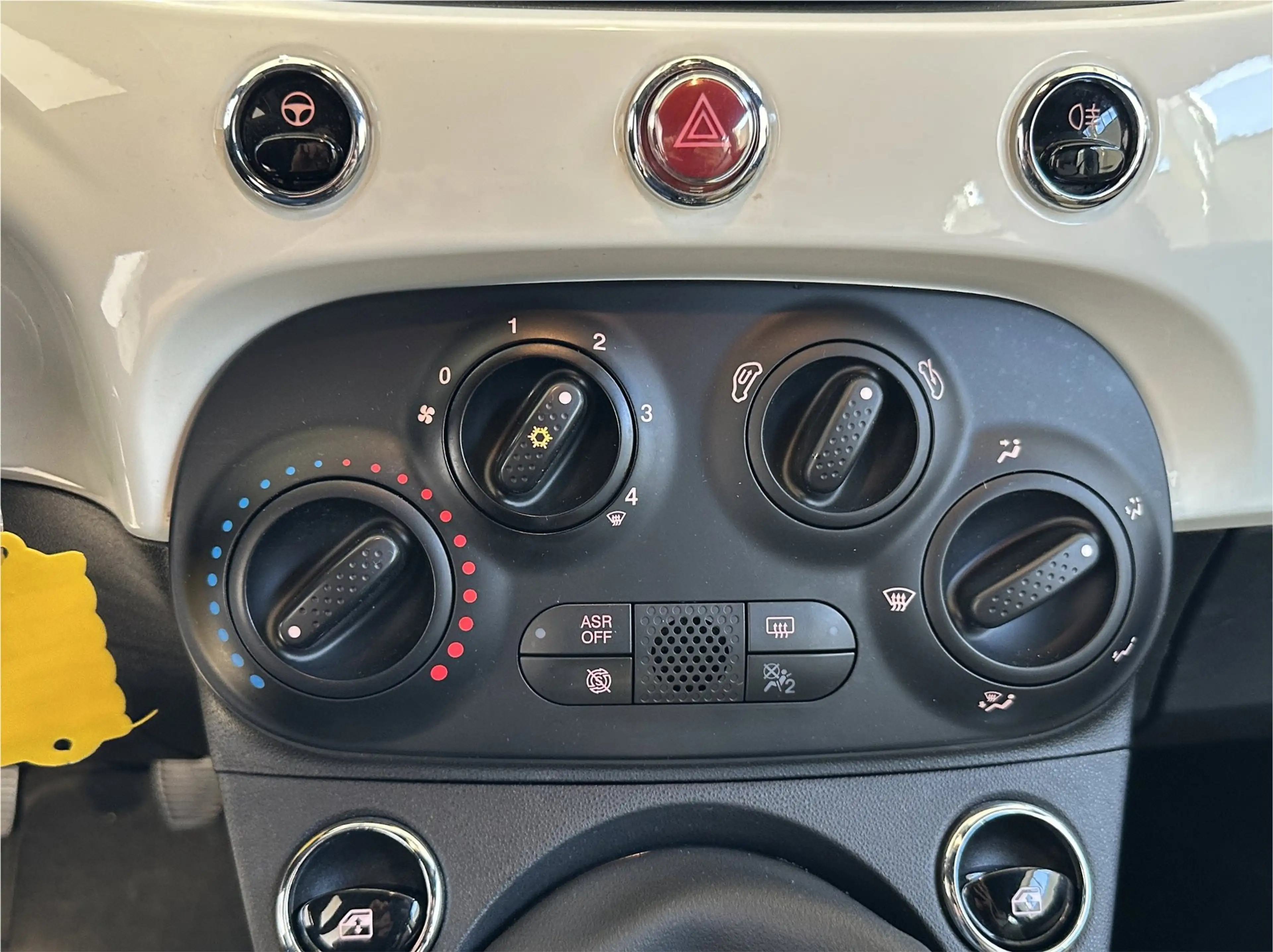 Fiat 500C 1.0 Hybrid Dolcevita Cabrio | Apple Carplay/ Andro — photo 23