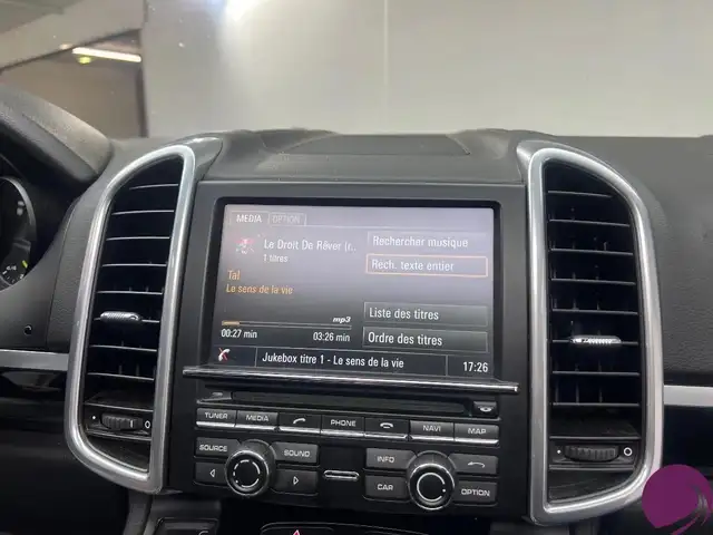 Porsche Cayenne view 20