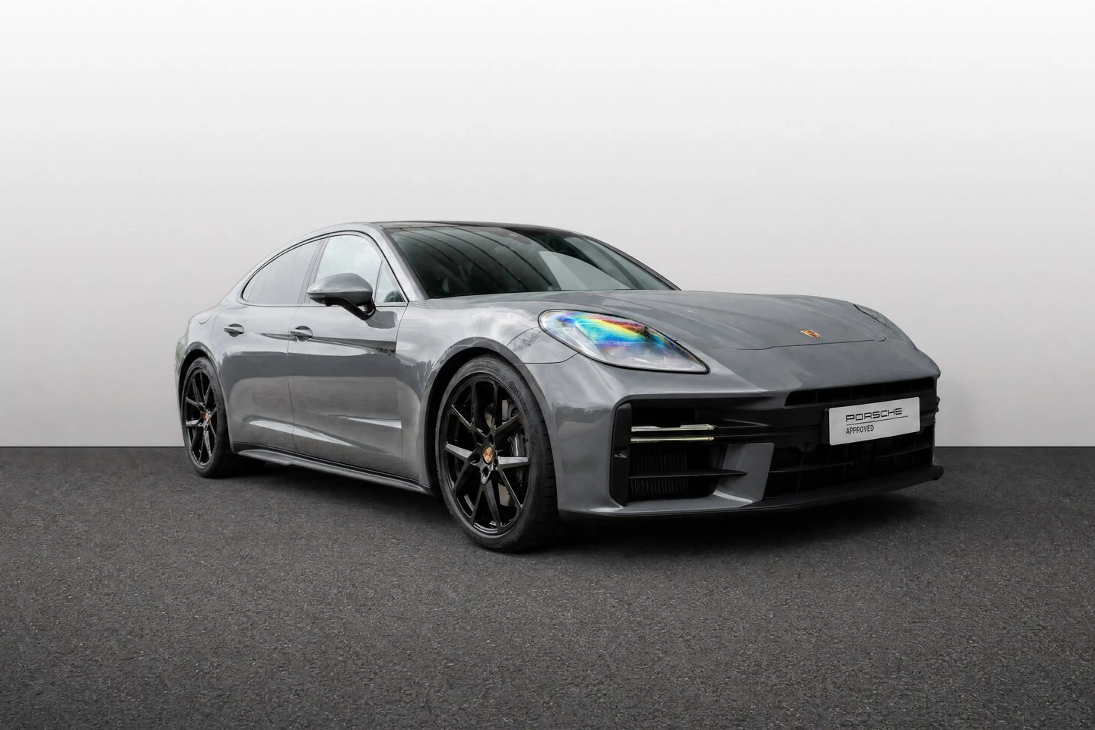 Porsche Panamera 4 E-Hybrid — photo 7