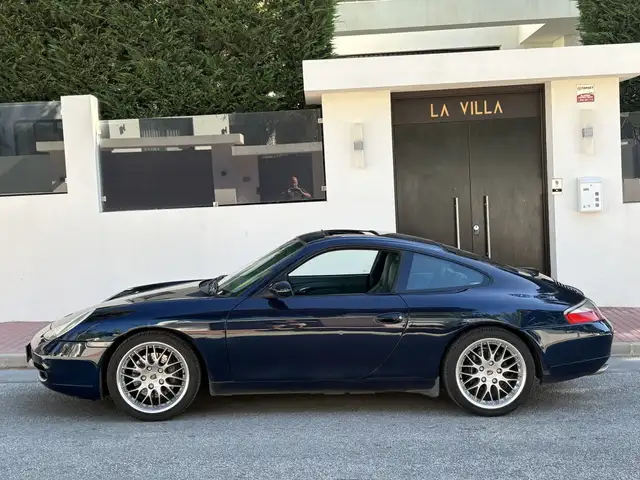 Porsche 996 Carrera Coupé