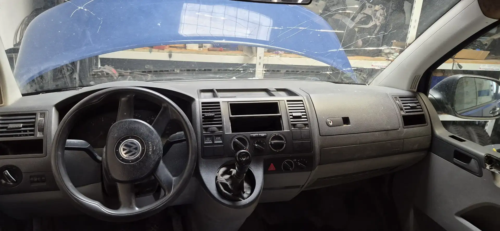 Volkswagen T5 T5 1.9Tdi, 2,5Tdi 4x. Schlachten oder im ganzen zu - 2