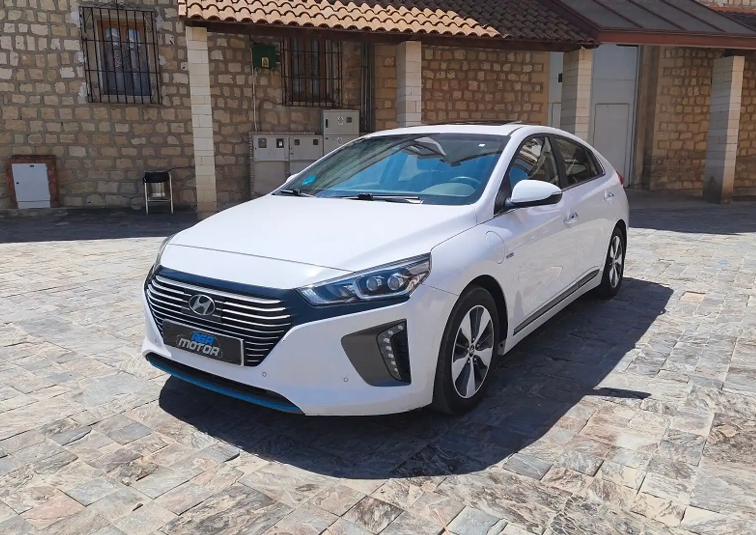 Hyundai IONIQ PHEV 1.6 GDI Tecno White Blanco - 2