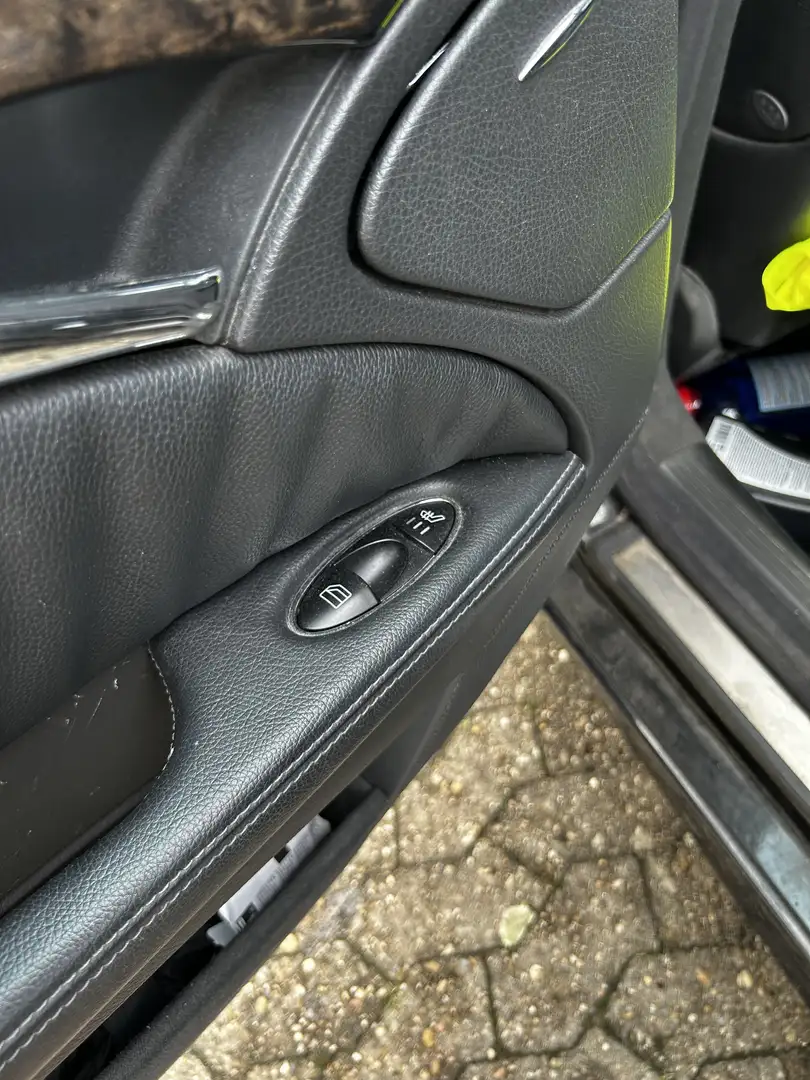 Mercedes-Benz E 320 T Avantgarde - 2