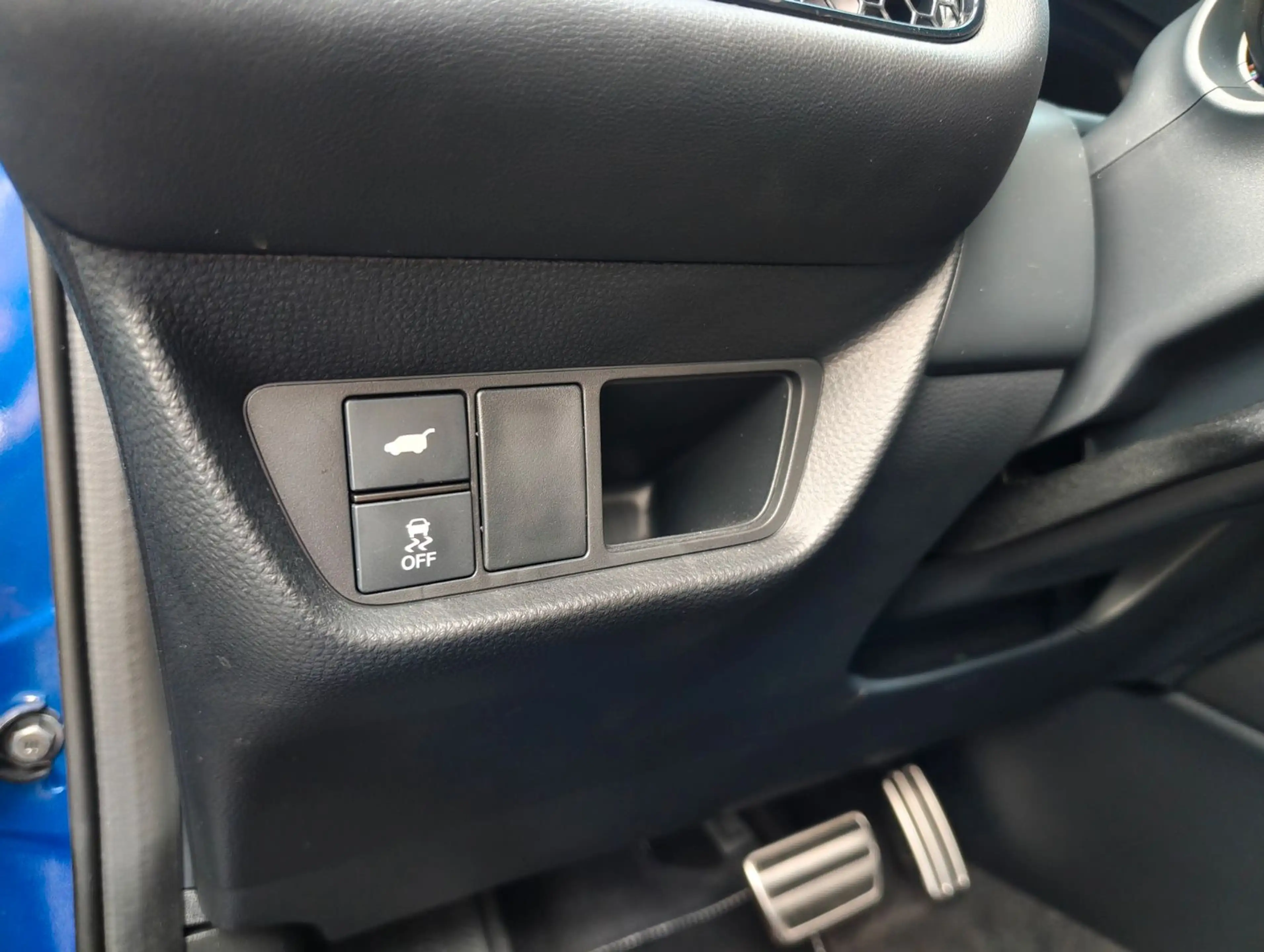 Honda ZR-V 2,0 e:HEV Advance Navi/LED/Kamera — photo 15
