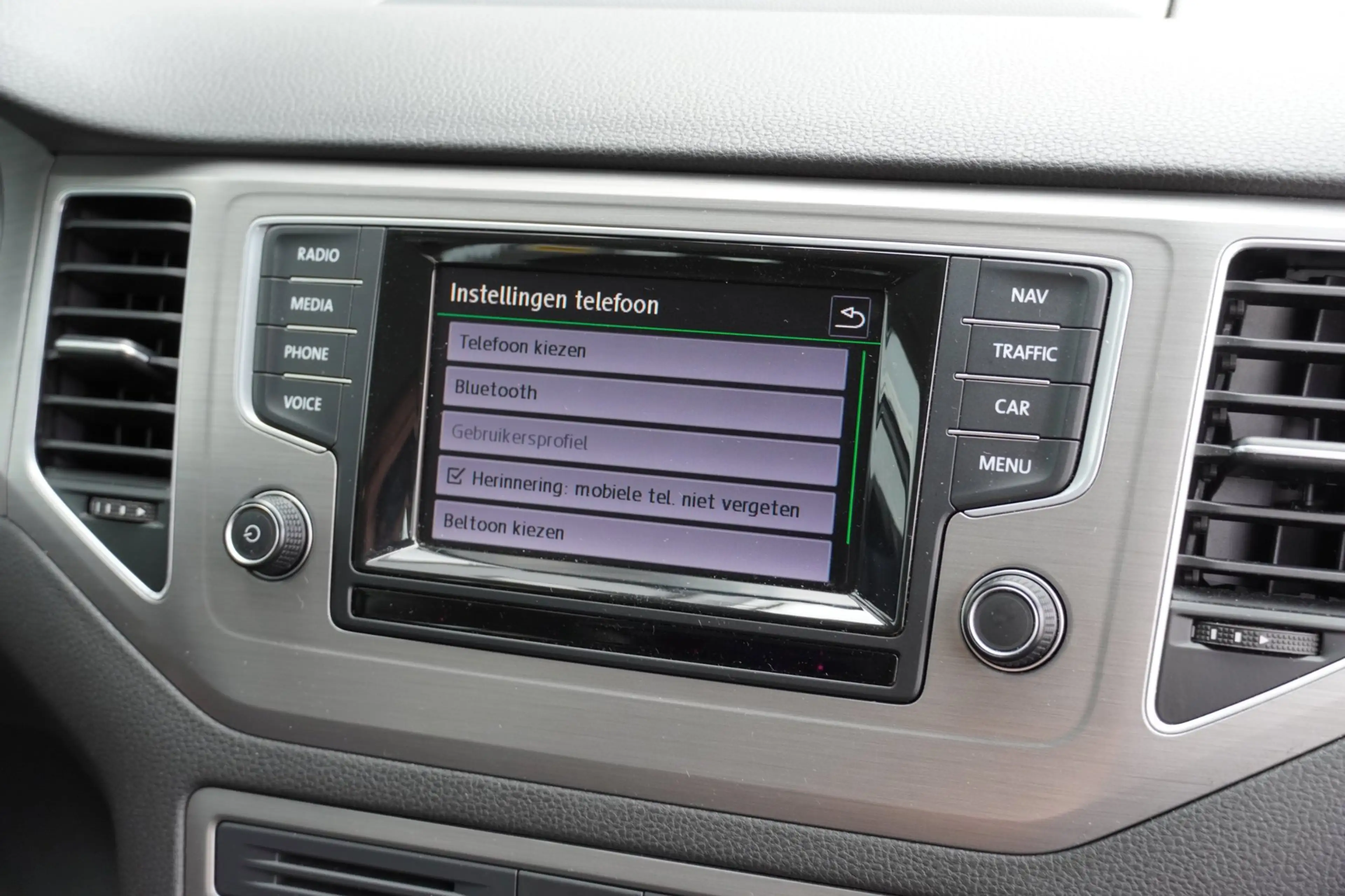 Volkswagen Golf Sportsvan 1.2 TSI 110PK NAP Navi/Cruise/Clima — photo 20