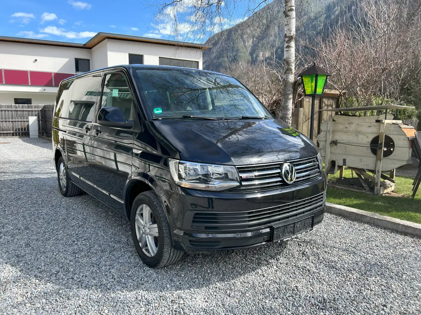 Volkswagen T6 Caravelle Transporter T6 TDI 4MOTION DSG 4MOTION Noir - 1