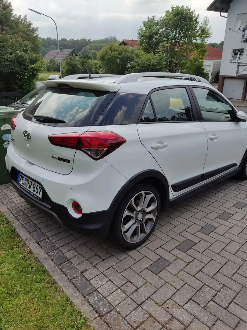 Hyundai i20 i20 blue 1.0 T-GDI ActiveStyle - 1