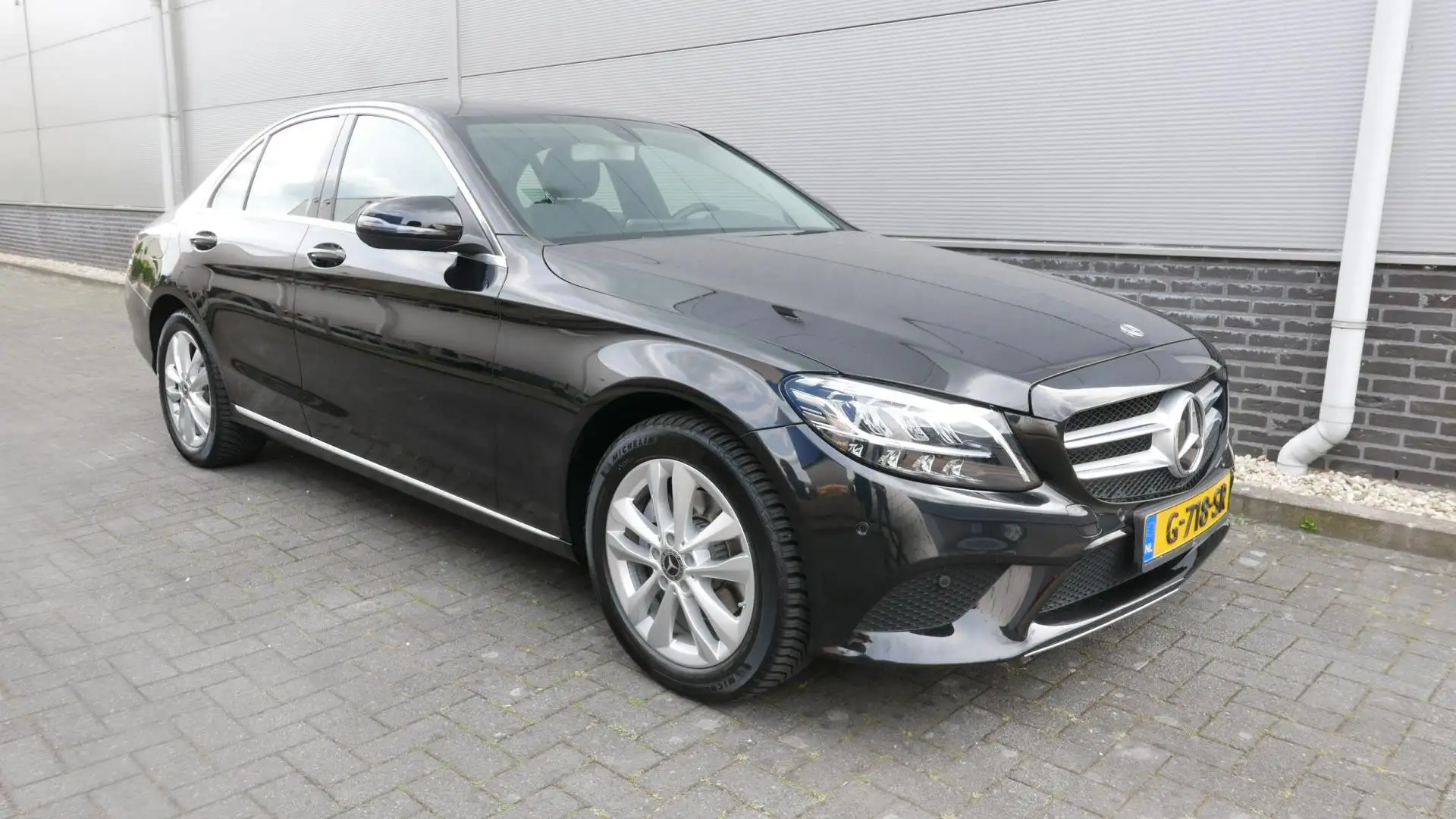Mercedes-Benz C 200 d 161 PK NAVI,LED,CAMARA,FACELIFT,101265 KM. Negro - 1
