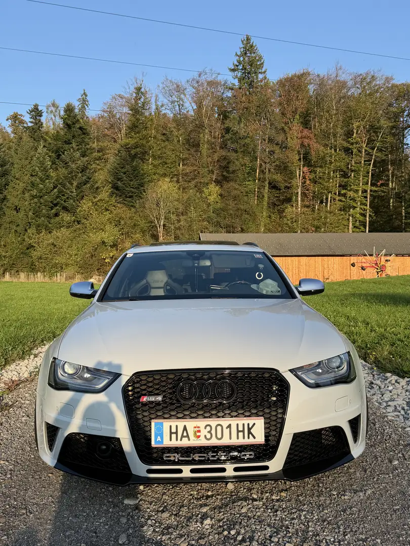 Audi RS4 Avant 4,2 FSI quattro S-tronic - 2