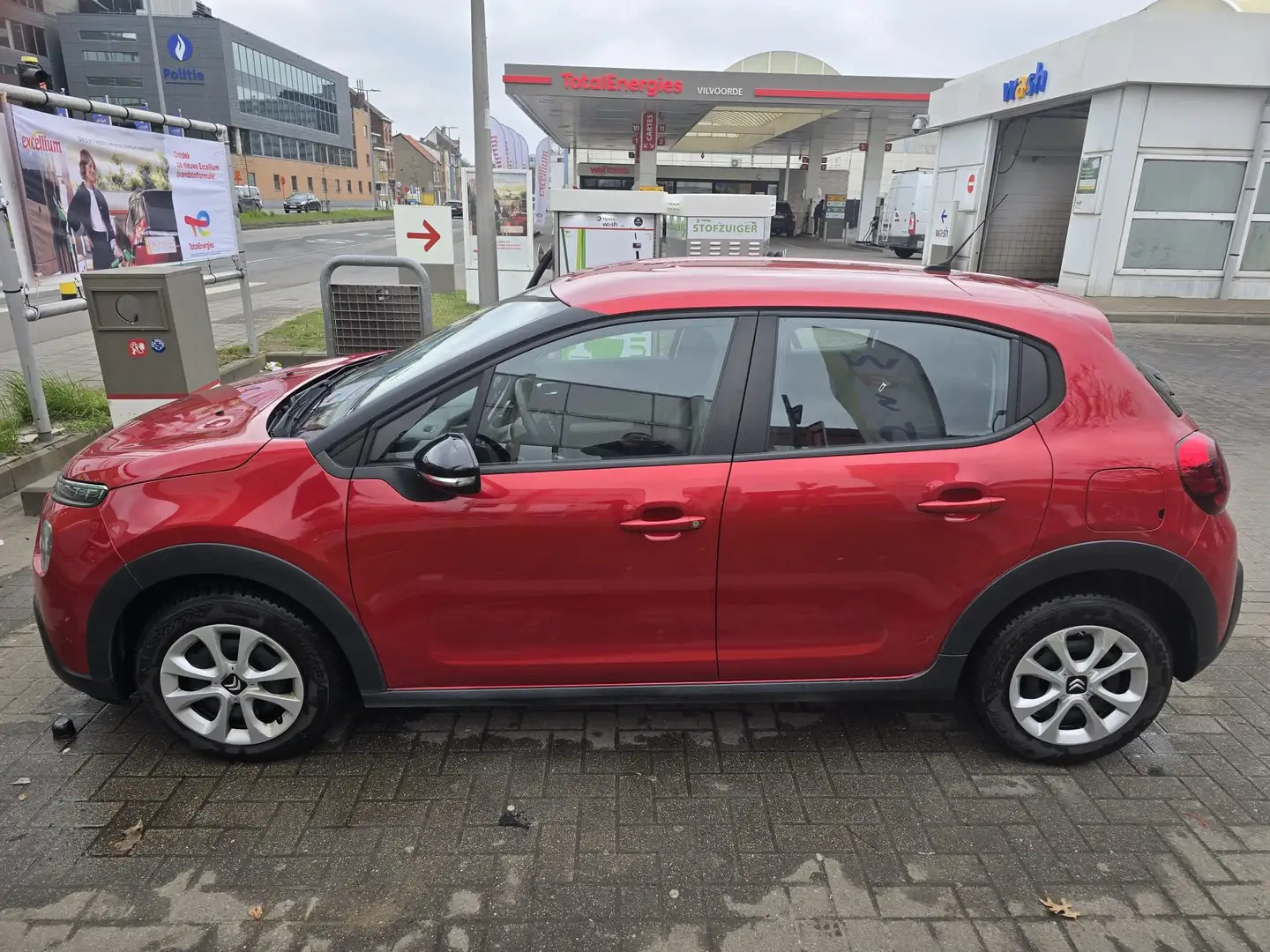 Citroen C3 C3+Pure Tech 83 PS Rood - 2