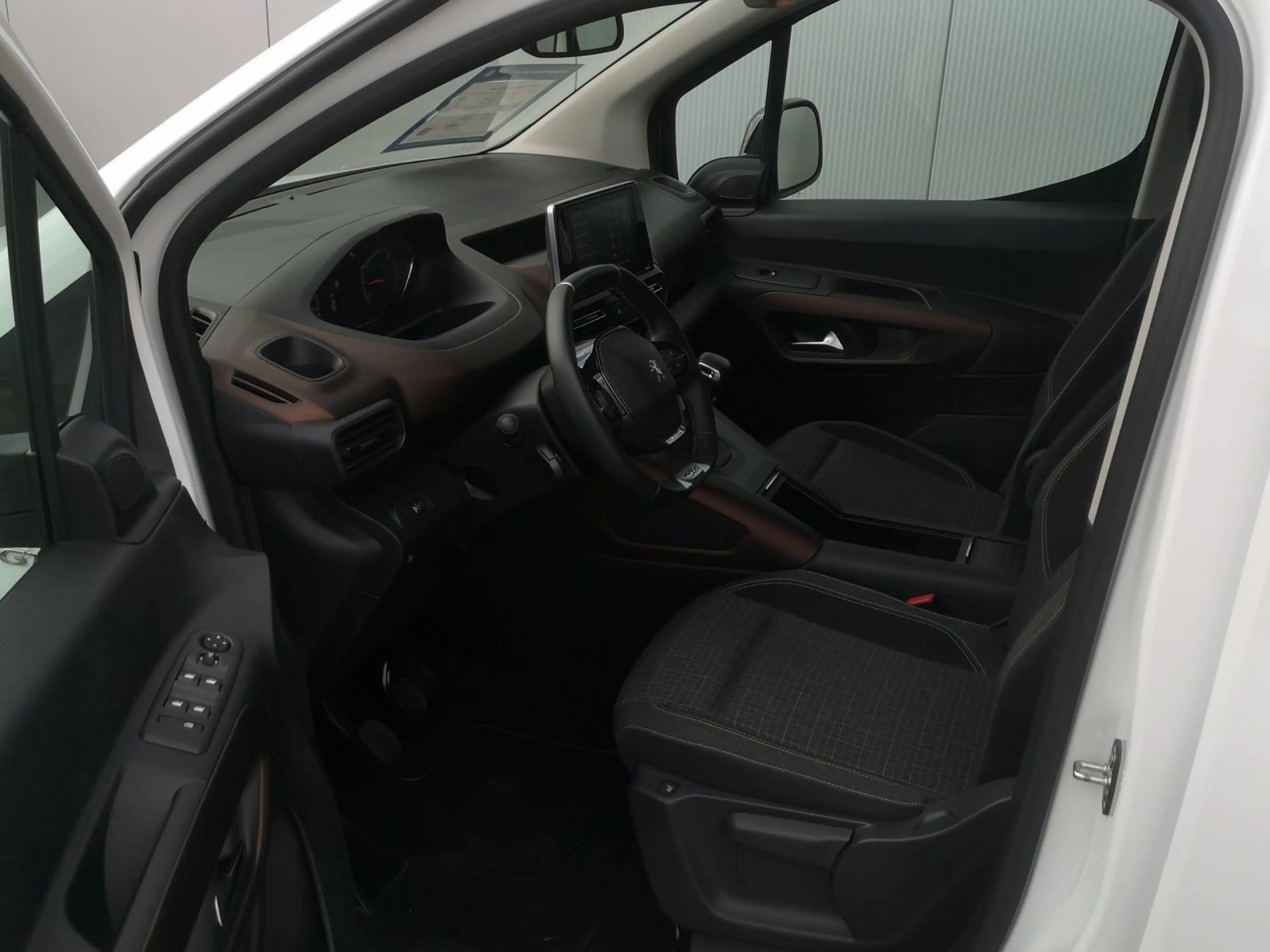 Peugeot Rifter 1.5 BlueHDi 130 FAP GT S&S*NAVI*ACC*KAM* — photo 15
